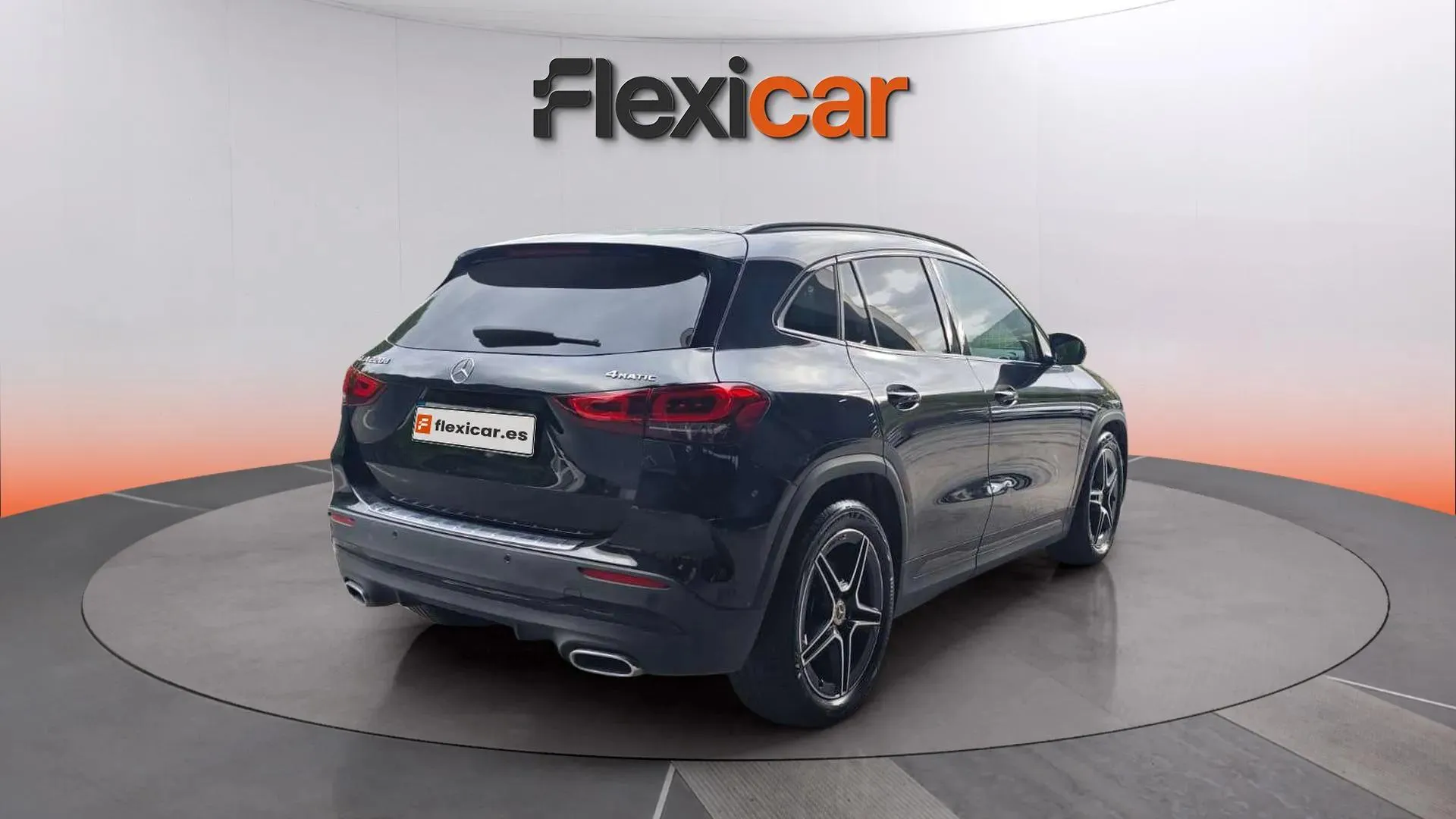 Mercedes-Benz GLA 220 D 4MATIC - foto 8