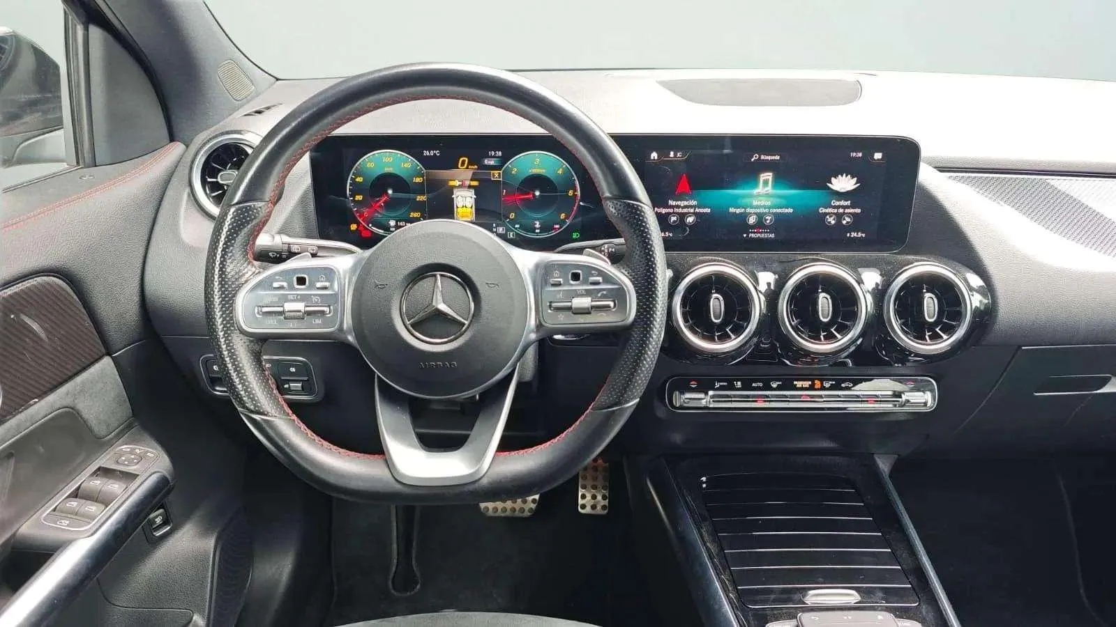 Mercedes-Benz GLA 220 D 4MATIC - foto 10