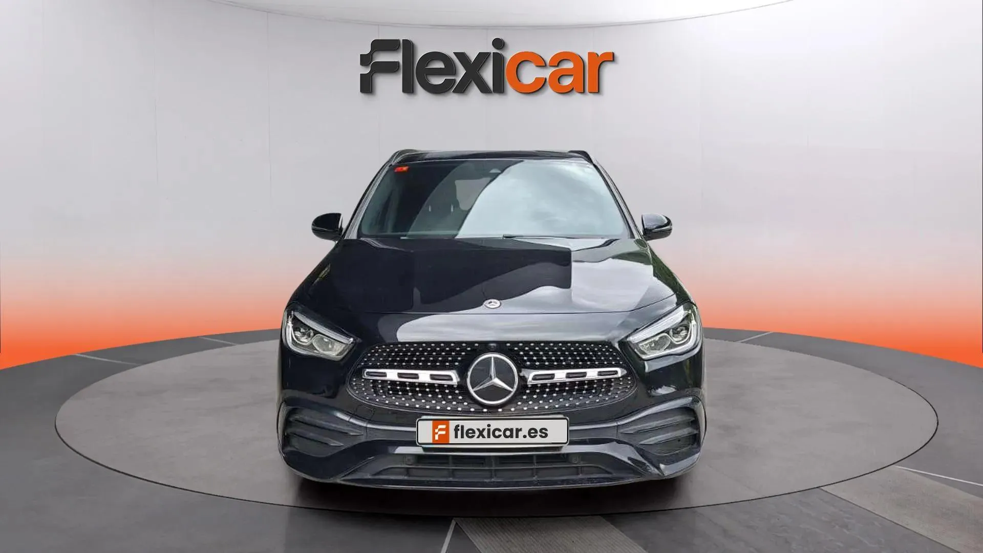 Mercedes-Benz GLA 220 D 4MATIC - foto 2