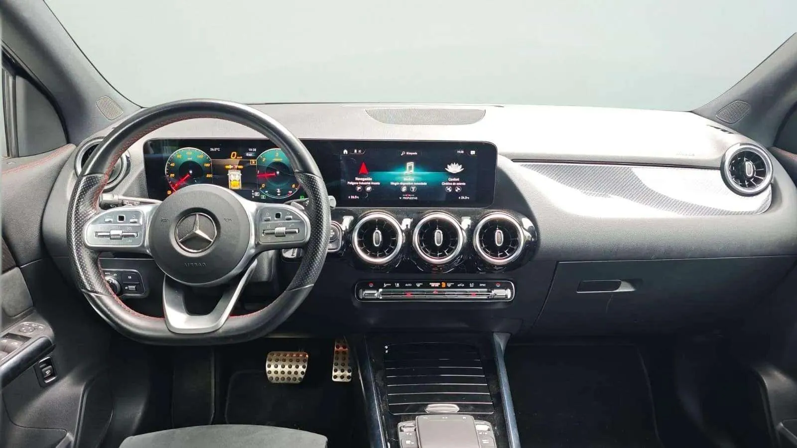 Mercedes-Benz GLA 220 D 4MATIC - foto 9