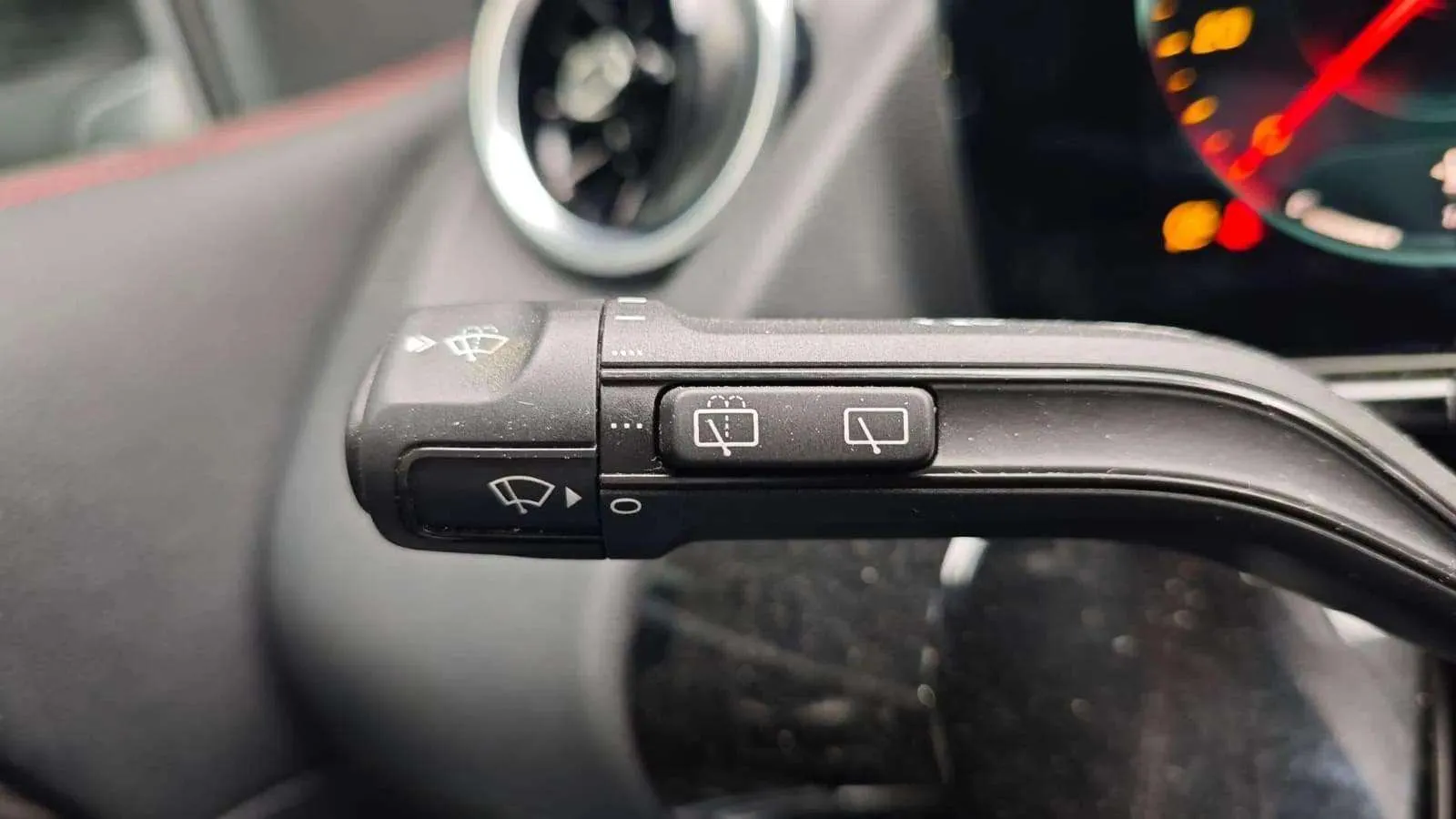 Mercedes-Benz GLA 220 D 4MATIC - foto 13