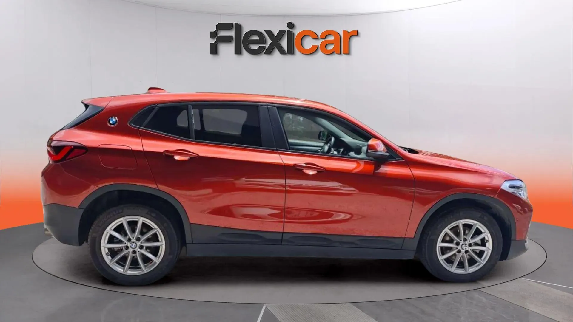 BMW X2 sDrive18d - foto 8