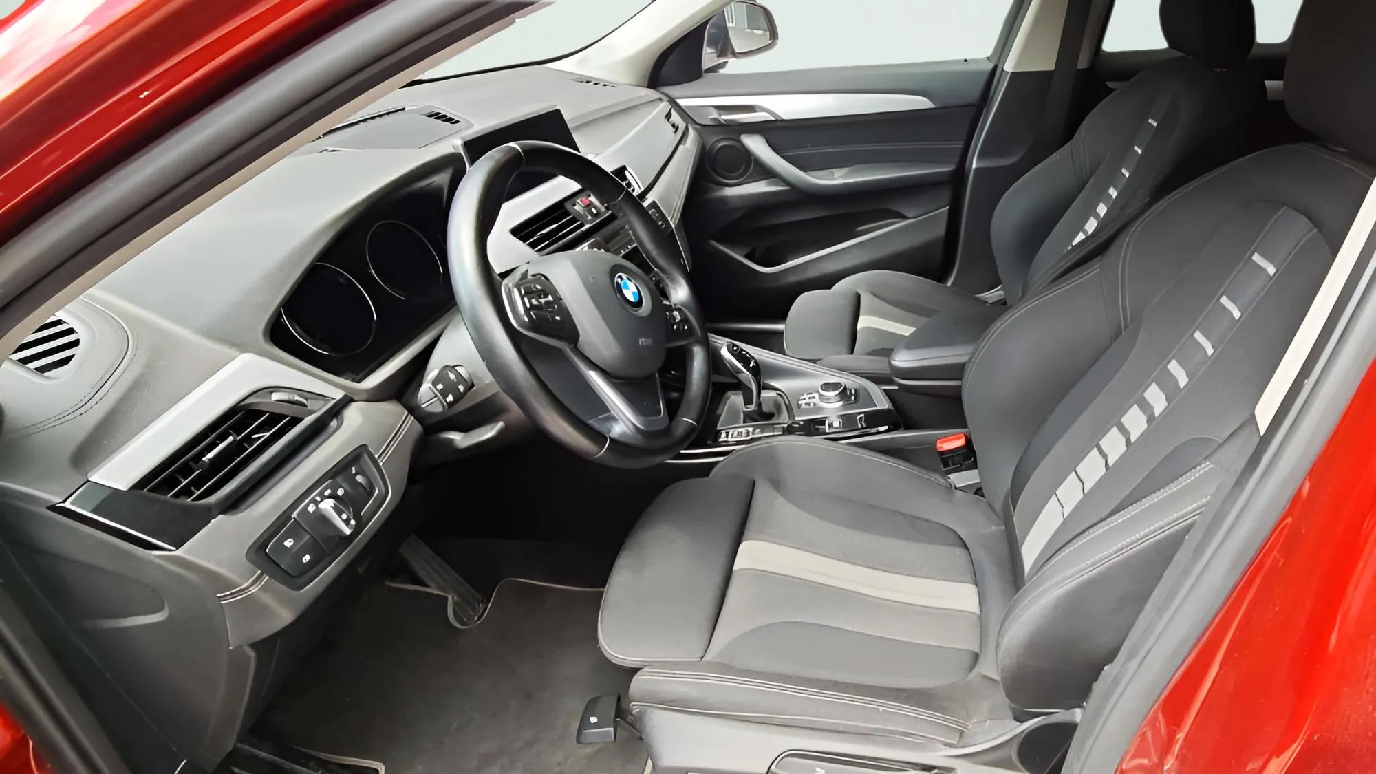 BMW X2 sDrive18d - foto 25