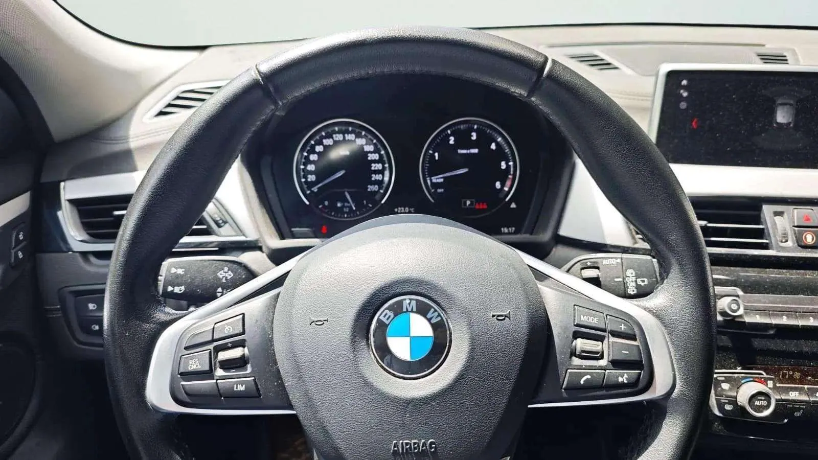 BMW X2 sDrive18d - foto 11