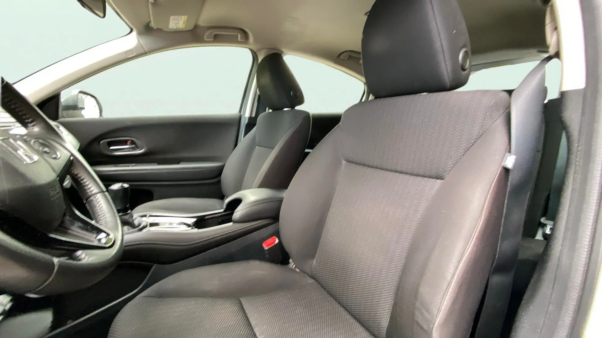 Honda HR-V 1.6 i-DTEC Comfort - foto 20