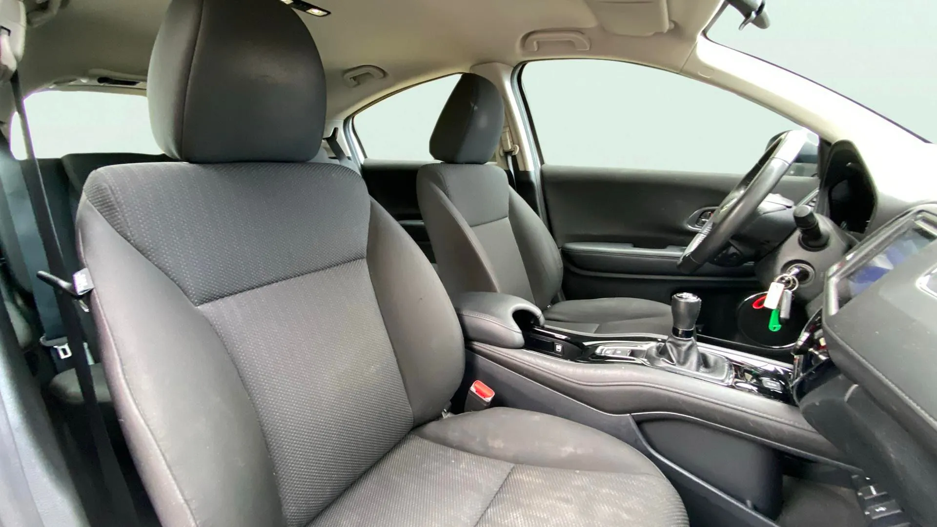 Honda HR-V 1.6 i-DTEC Comfort - foto 21