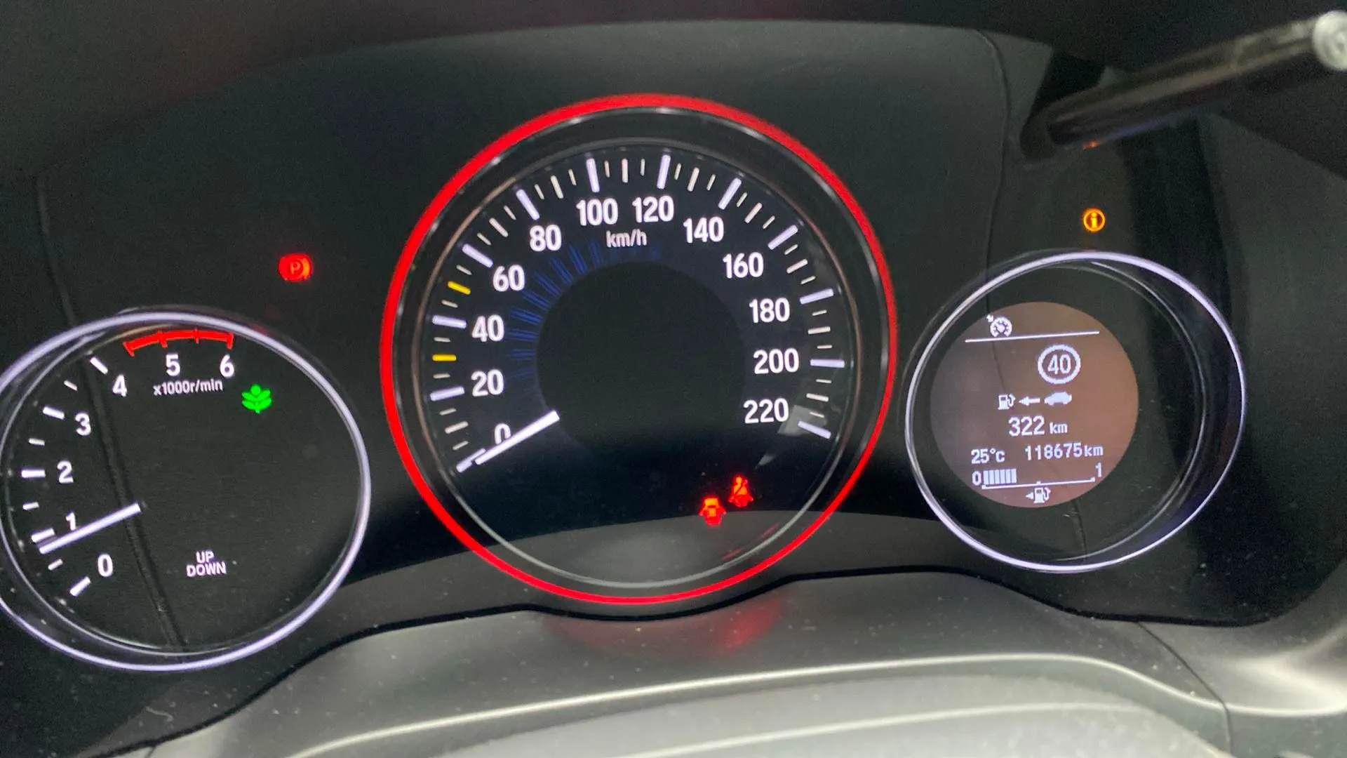 Honda HR-V 1.6 i-DTEC Comfort - foto 9