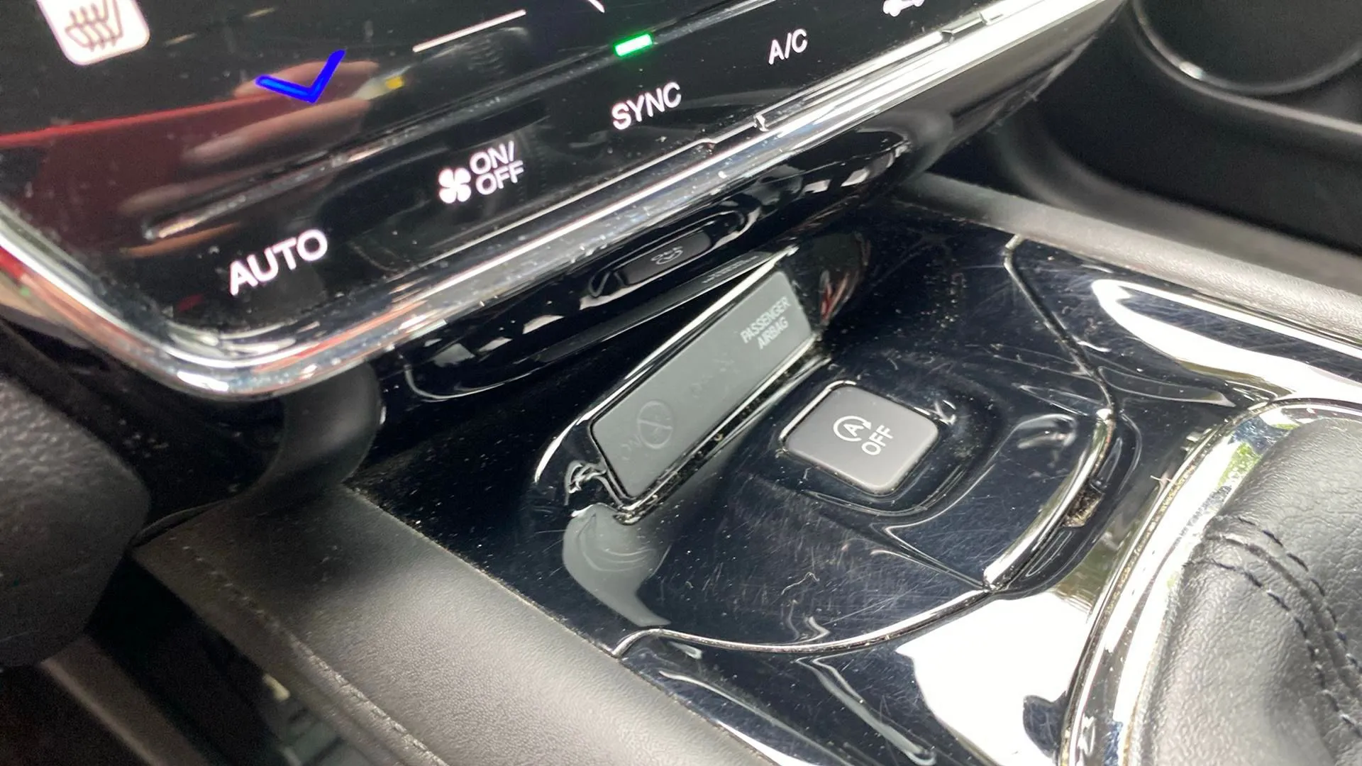 Honda HR-V 1.6 i-DTEC Comfort - foto 18