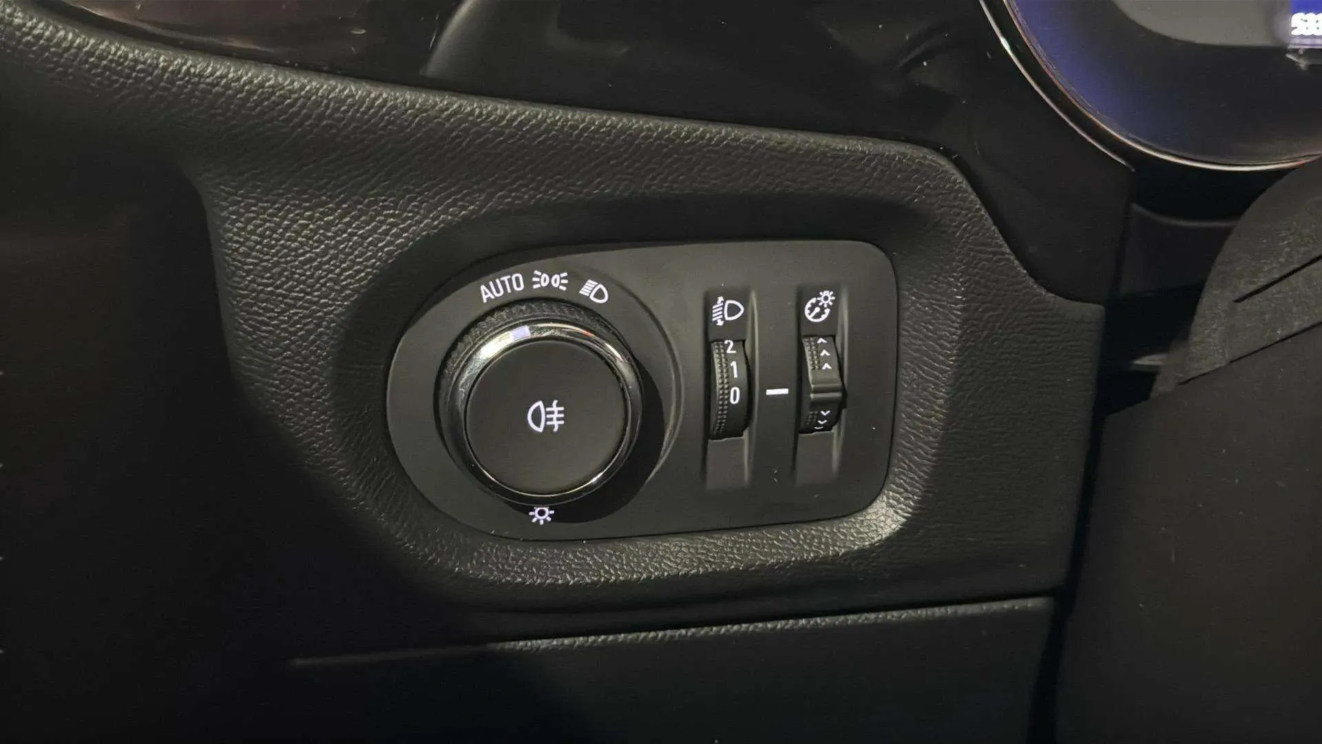 Opel Corsa 1.2T XHL GS - foto 19