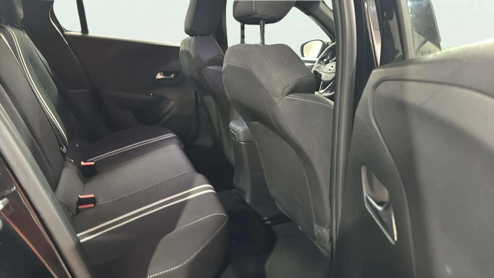 Opel Corsa 1.2T XHL GS - foto 22