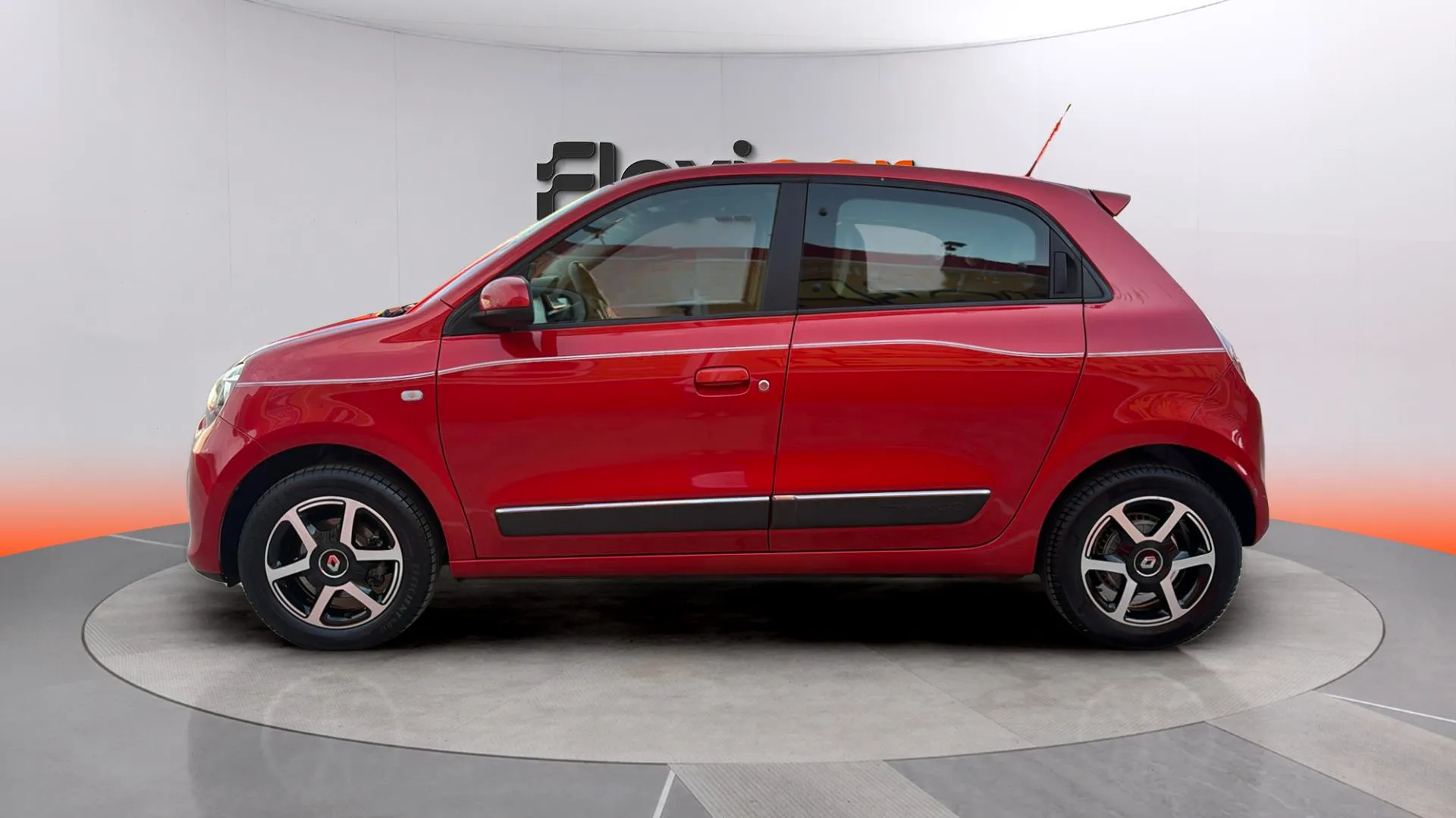 Renault Twingo Limited TCe -18 - foto 4
