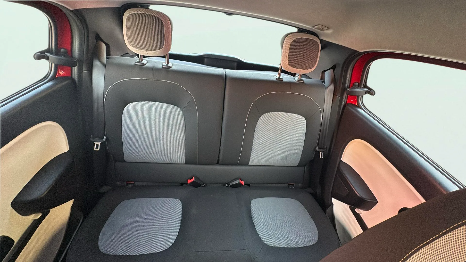 Renault Twingo Limited TCe -18 - foto 16
