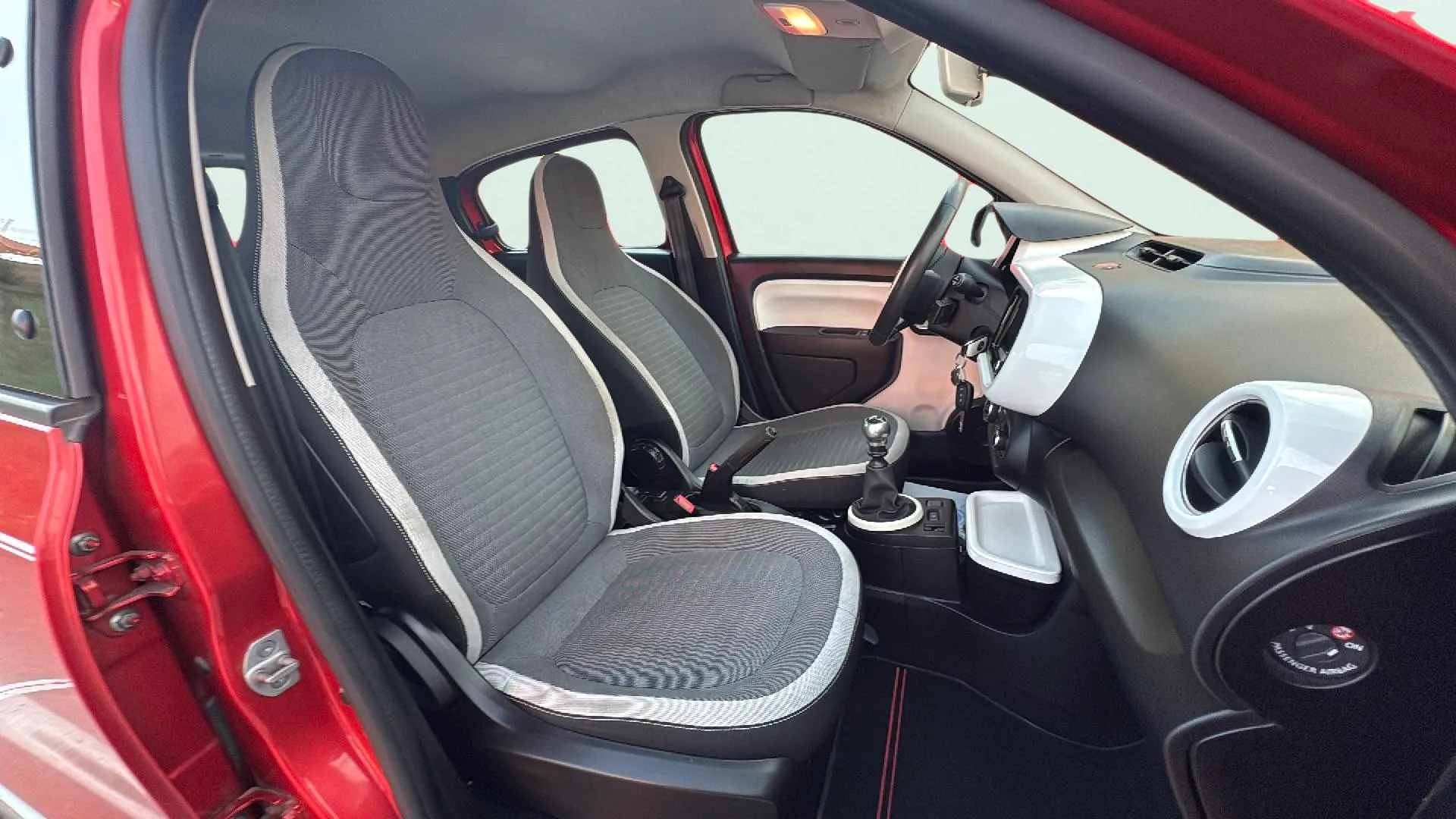 Renault Twingo Limited TCe -18 - foto 14