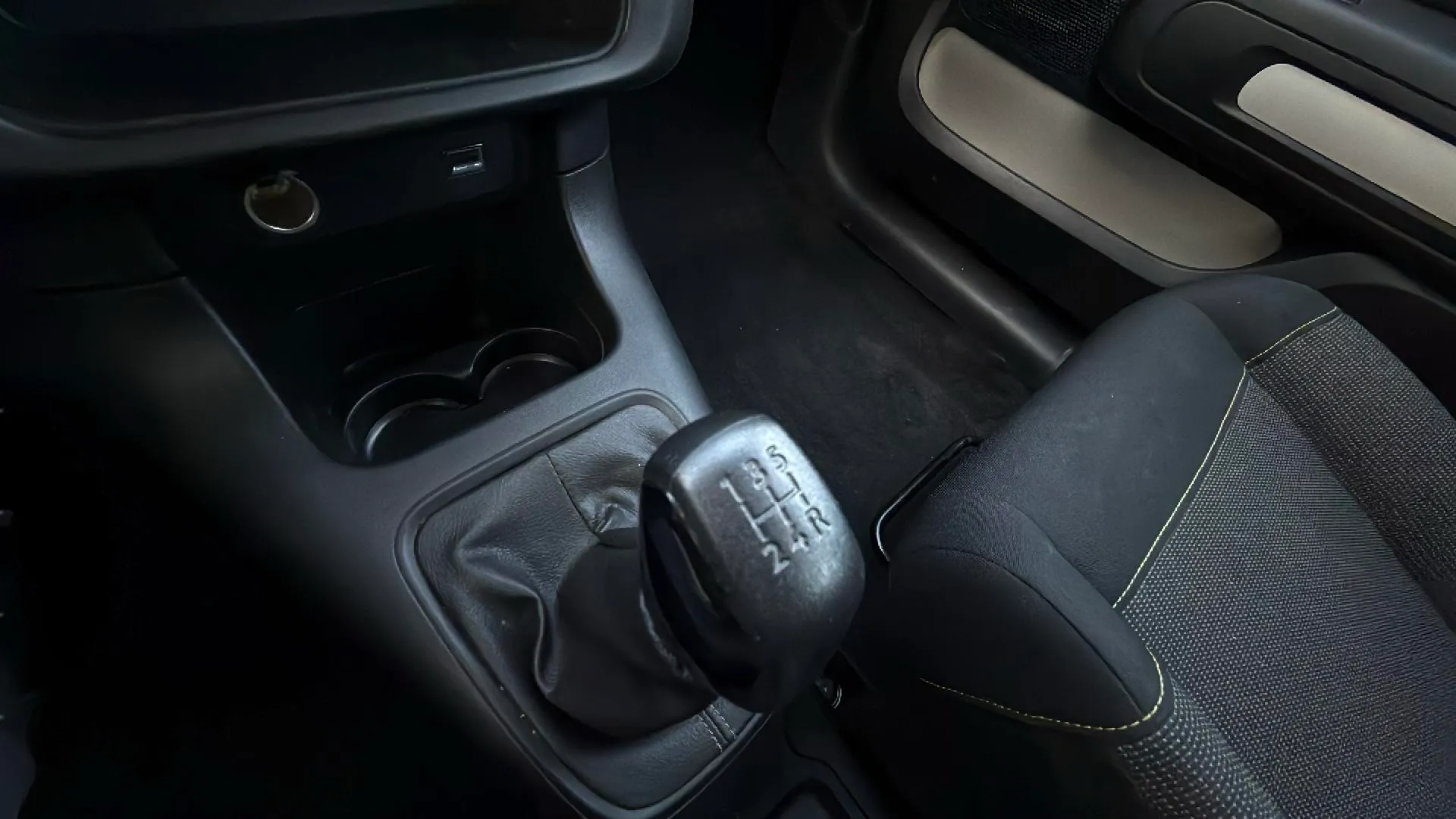 Citroën C3 PureTech 100 Max - foto 19