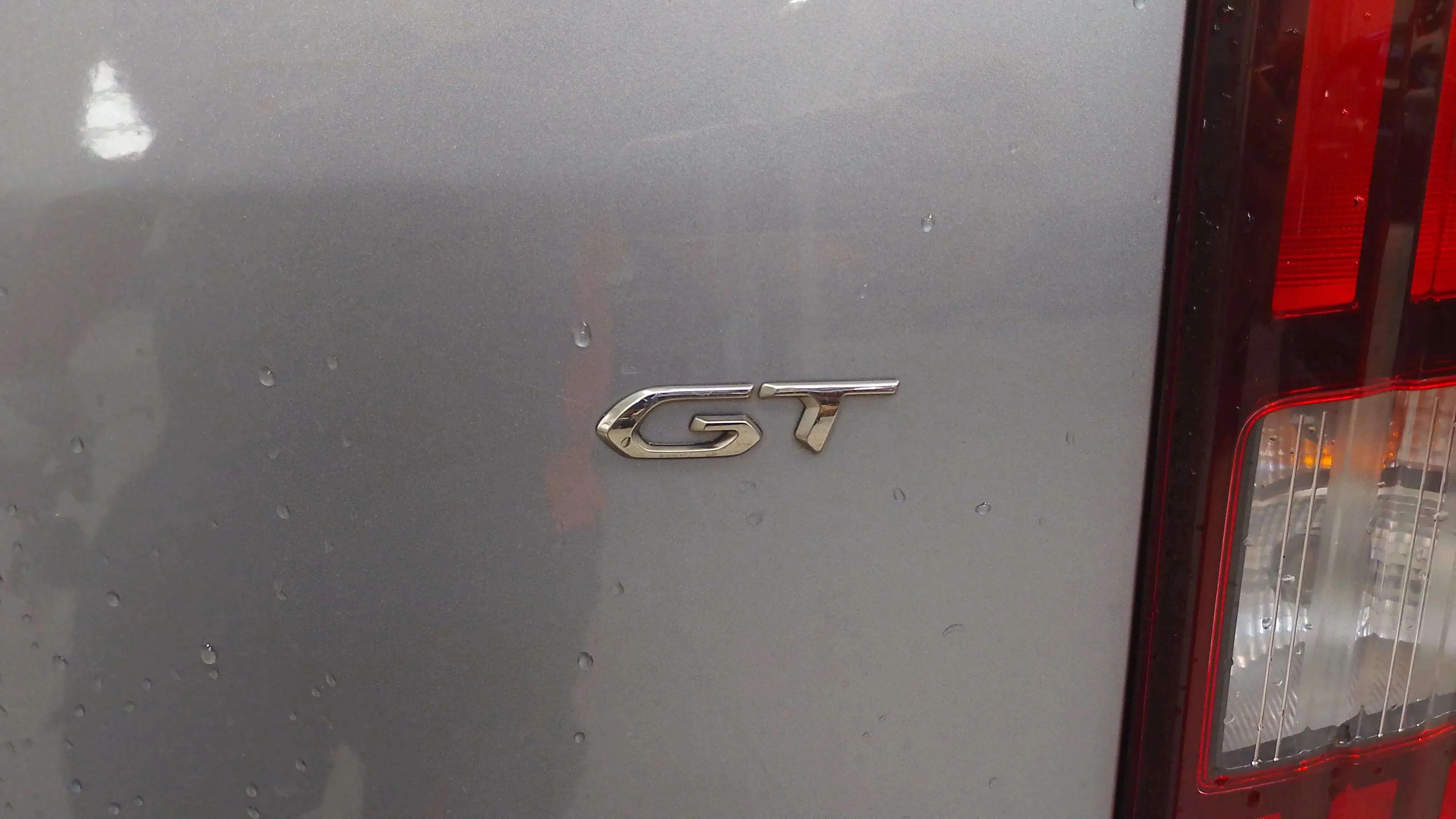Peugeot Rifter GT BlueHDi 130 - foto 22