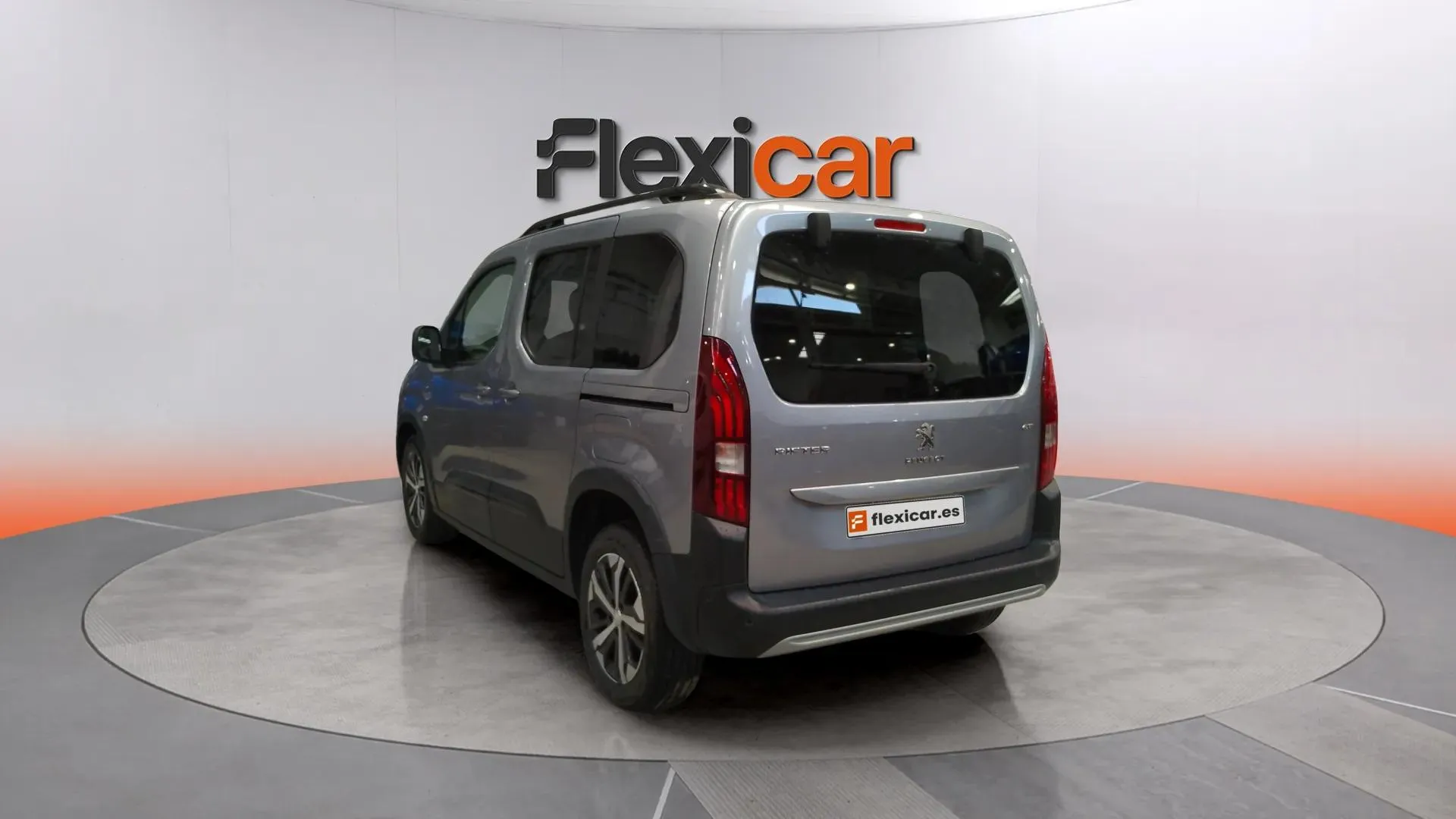 Peugeot Rifter GT BlueHDi 130 - foto 7