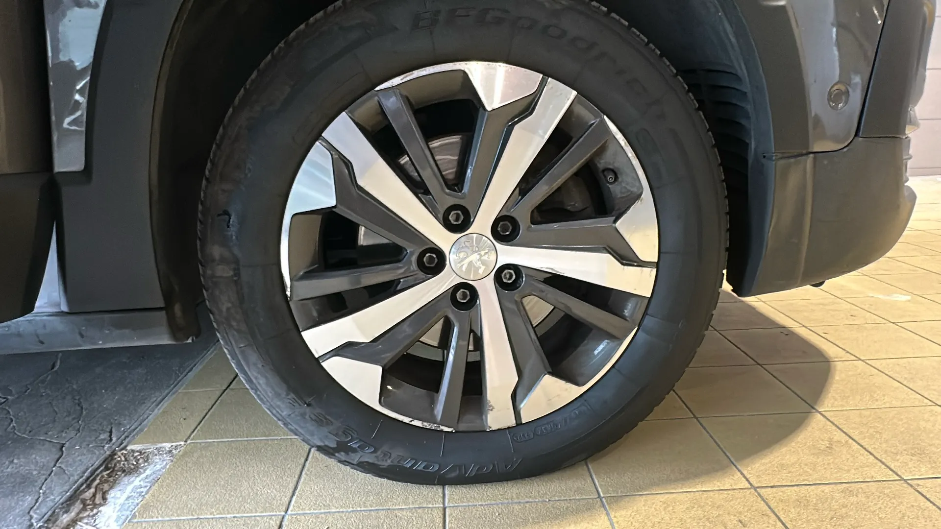 Peugeot Rifter Allure BlueHDi 100 - foto 25