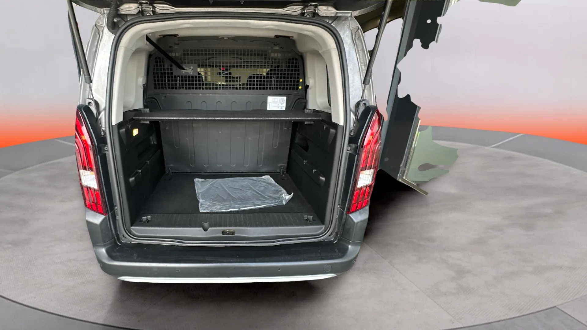 Peugeot Rifter Allure BlueHDi 100 - foto 22