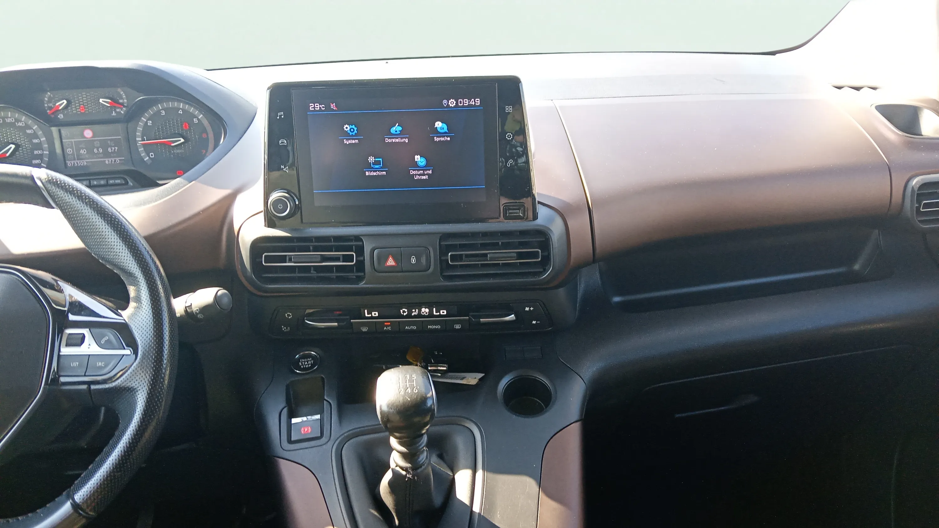 Peugeot Rifter Allure BlueHDi 100 - foto 11