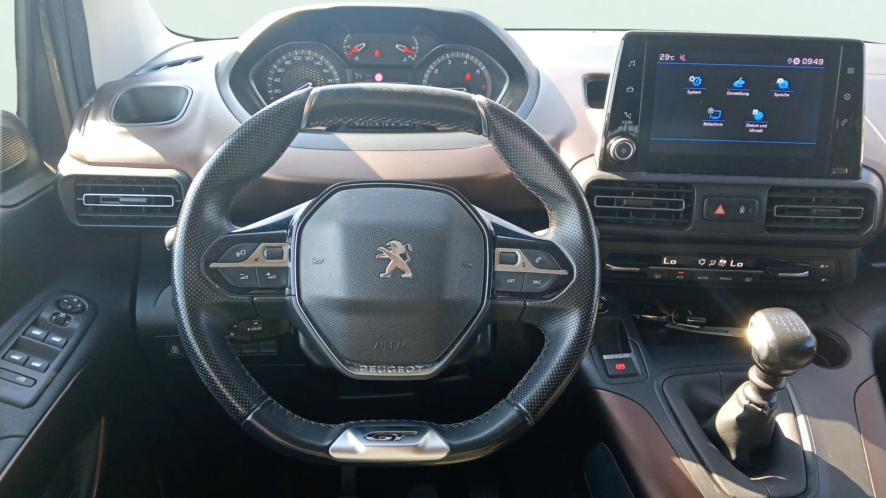 Peugeot Rifter Allure BlueHDi 100 - foto 12