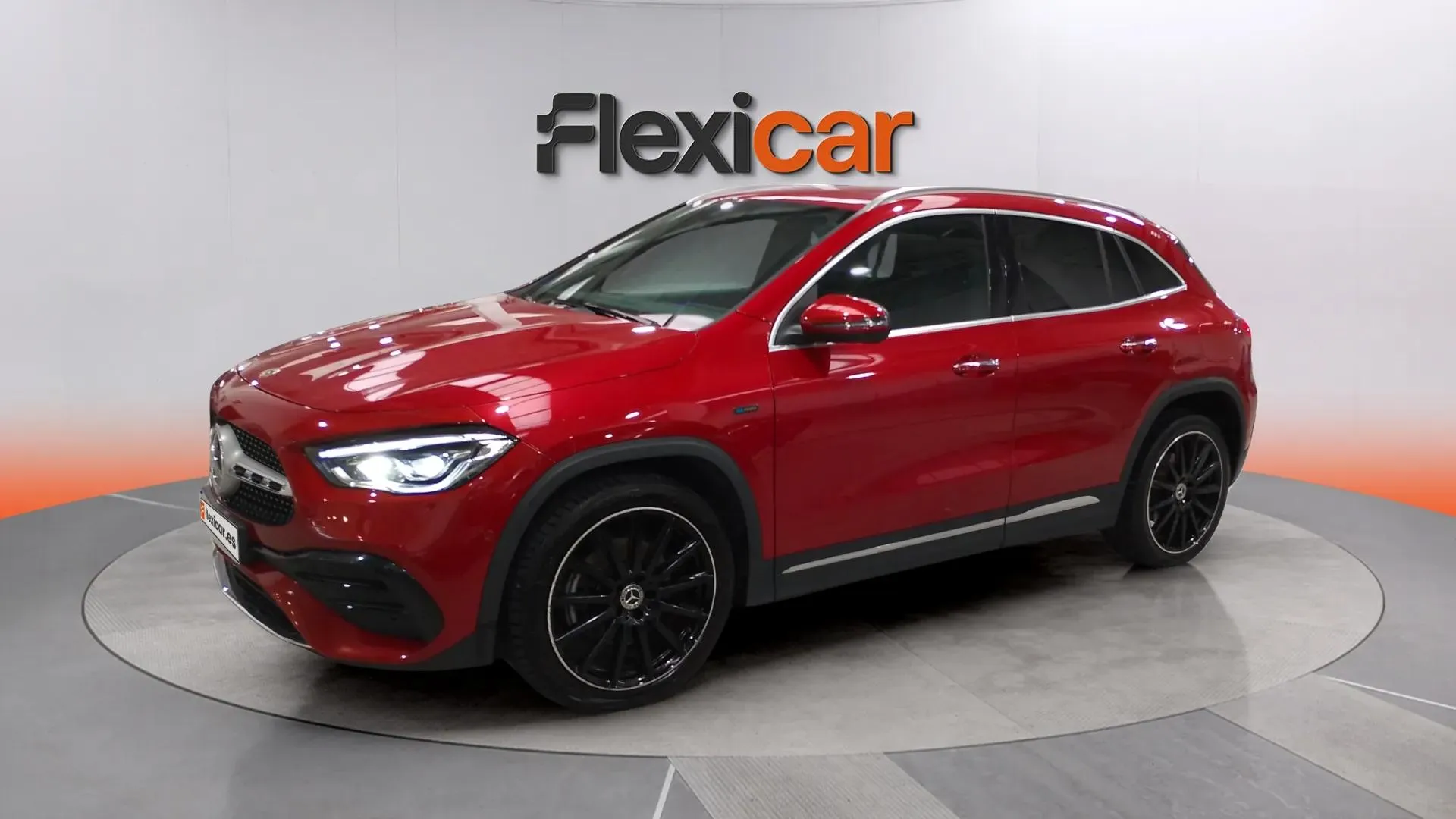 Mercedes-Benz GLA 250 e - foto 10