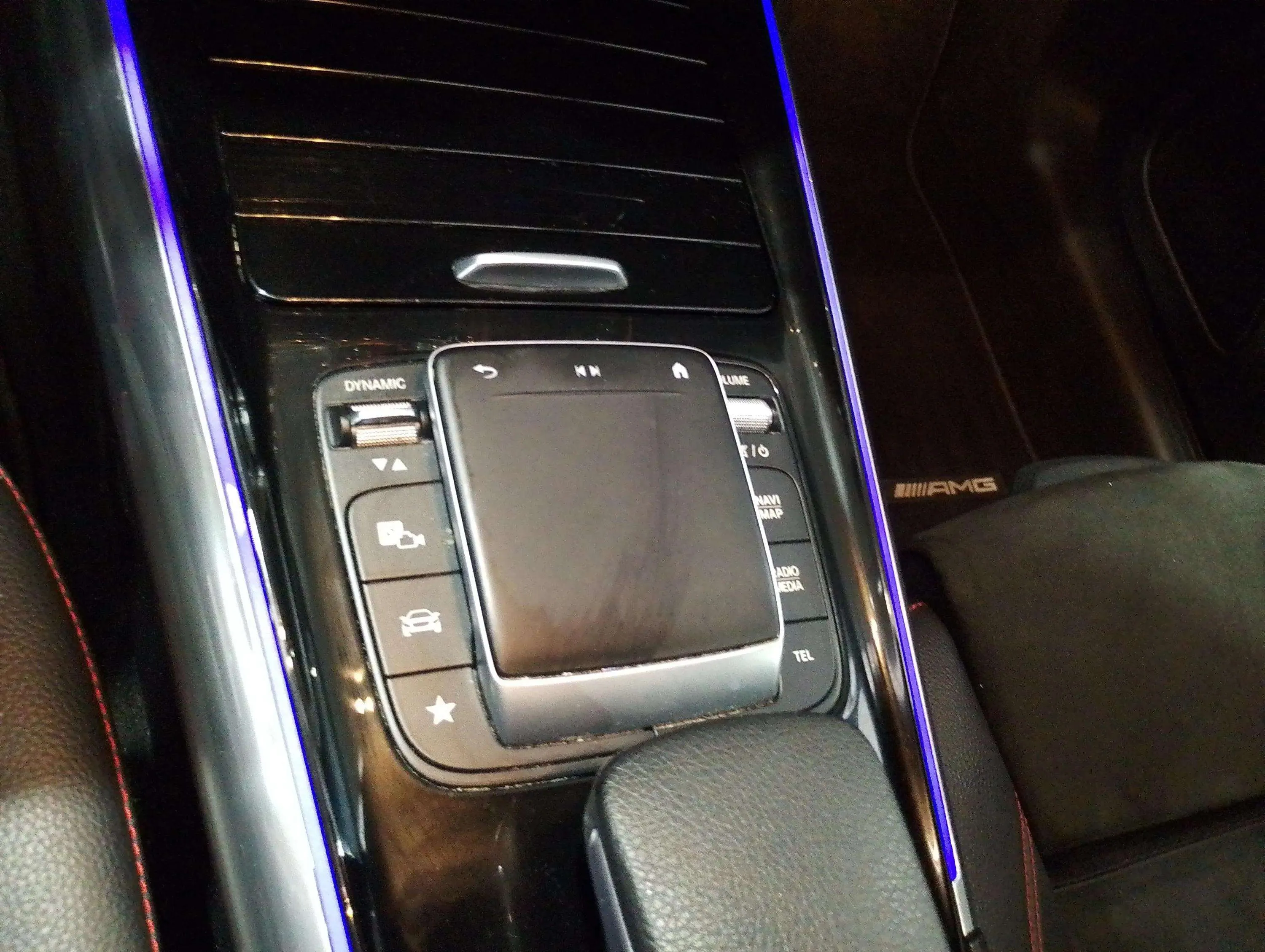 Mercedes-Benz GLA 250 e - foto 23