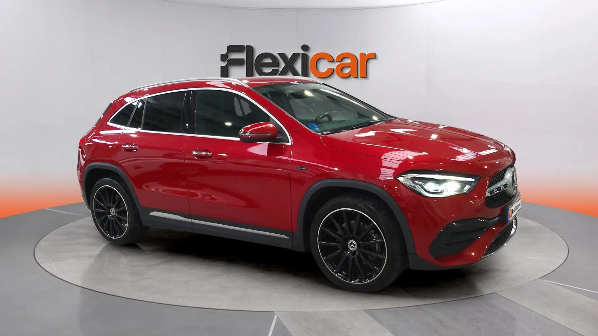 Mercedes-Benz GLA 250 e - foto 2