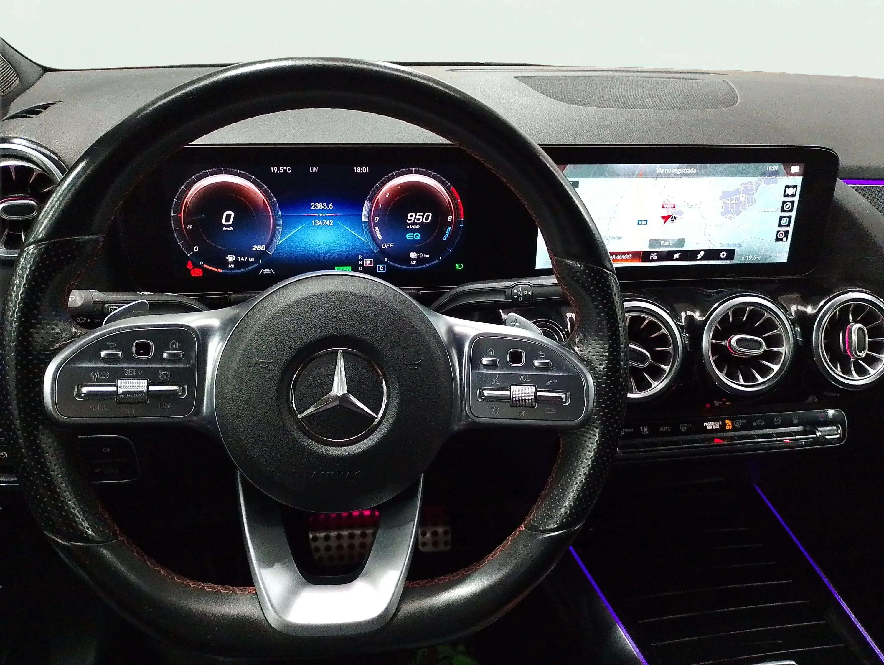 Mercedes-Benz GLA 250 e - foto 17