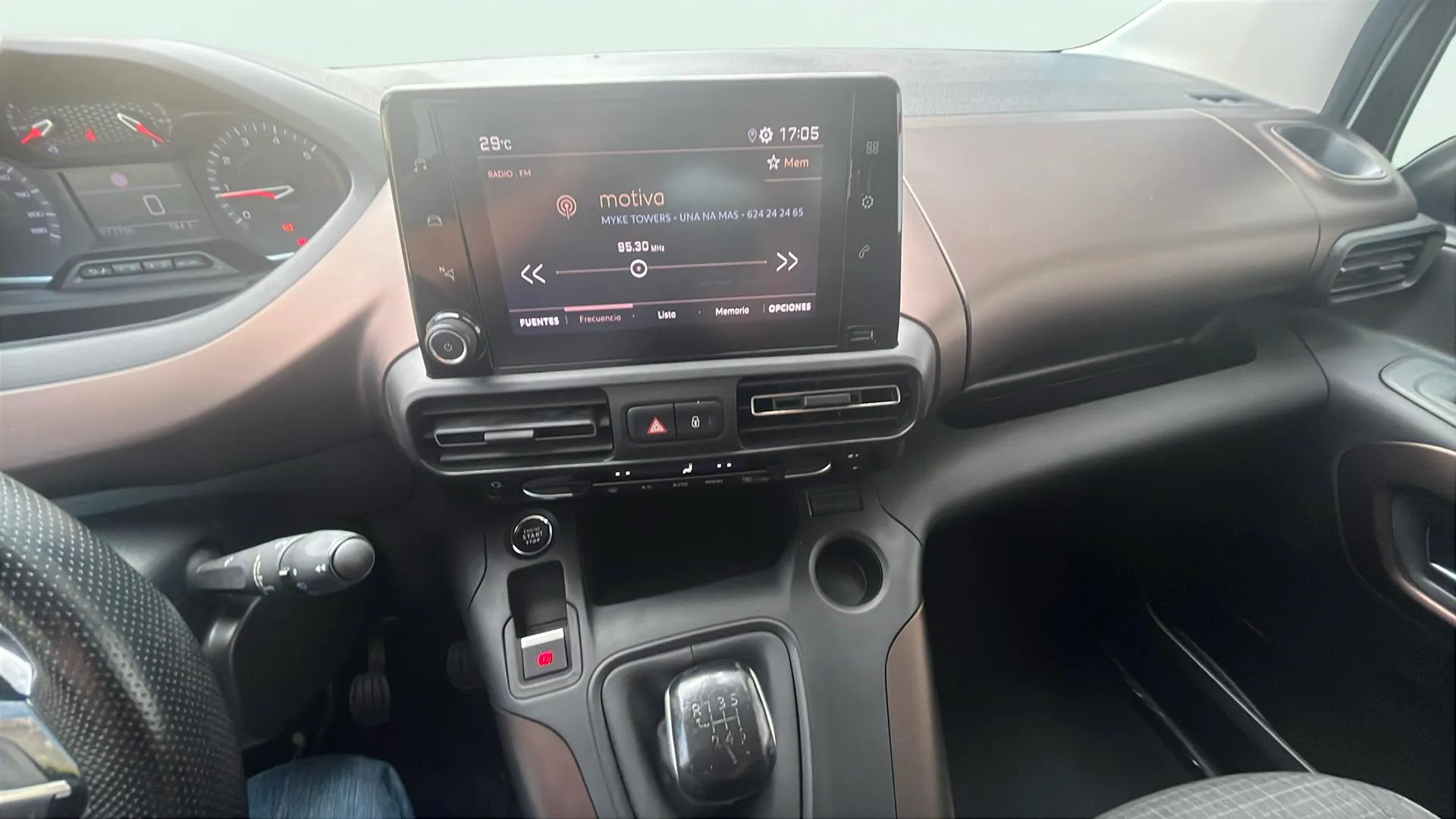 Peugeot Rifter Allure BlueHDi 100 - foto 13