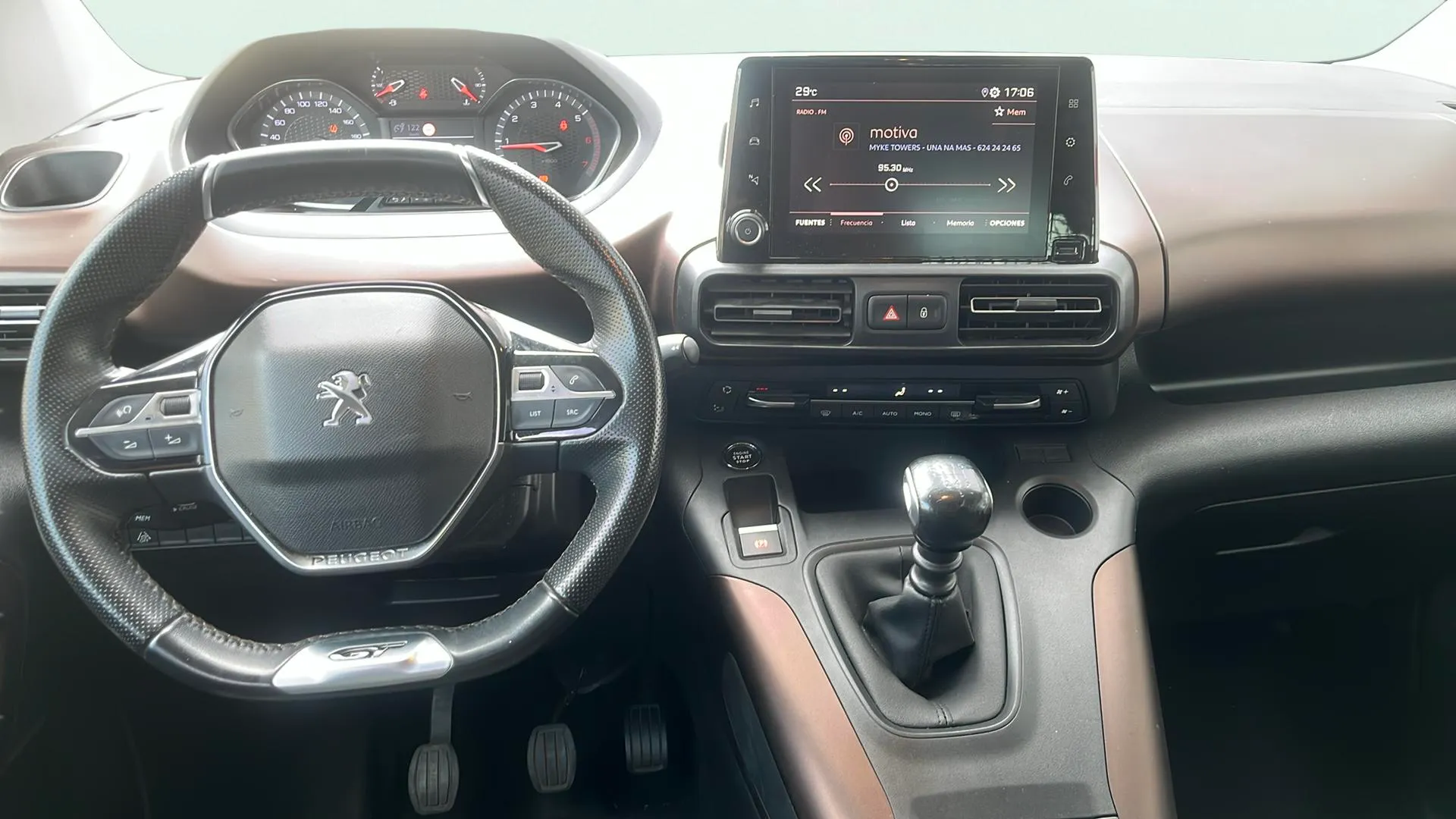 Peugeot Rifter Allure BlueHDi 100 - foto 10