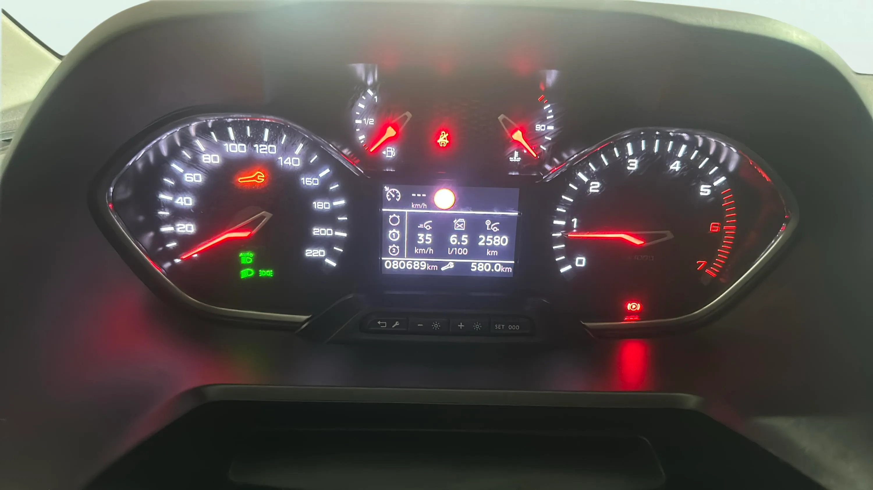 Peugeot Rifter GT BlueHDi 130 - foto 15