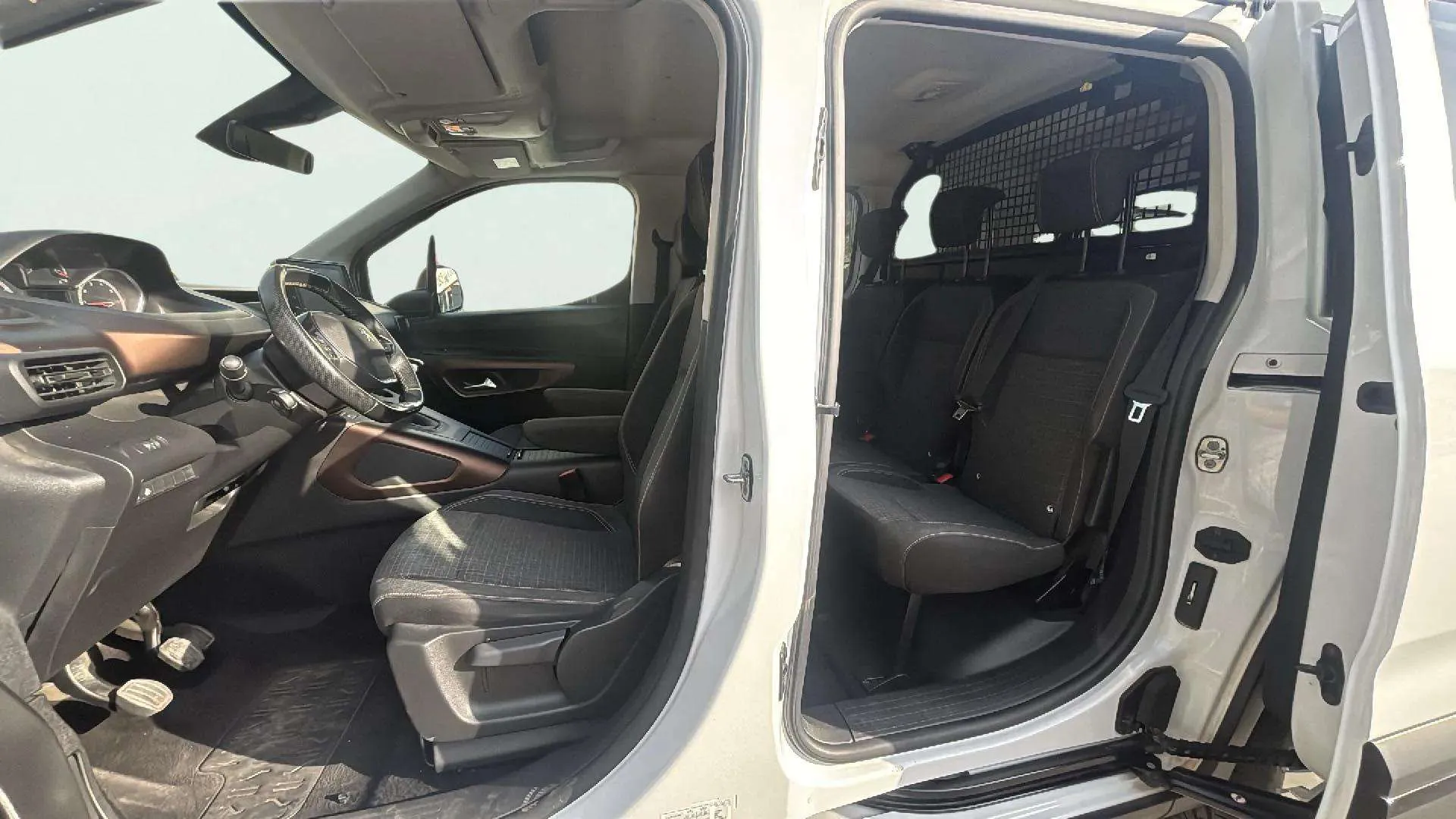 Peugeot Rifter GT Standard BlueHDi - foto 18