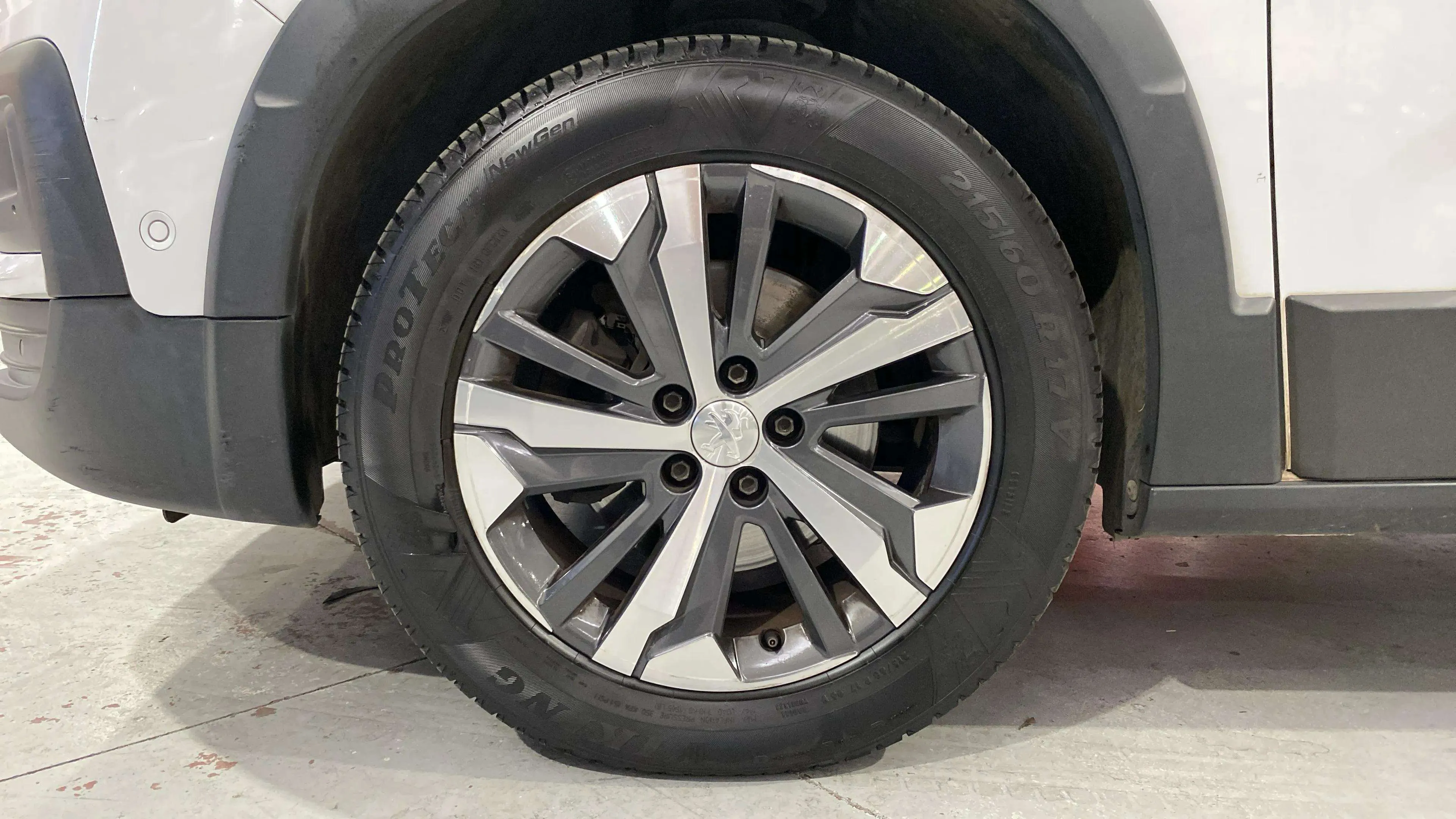 Peugeot Rifter Allure BlueHDi 100 - foto 34