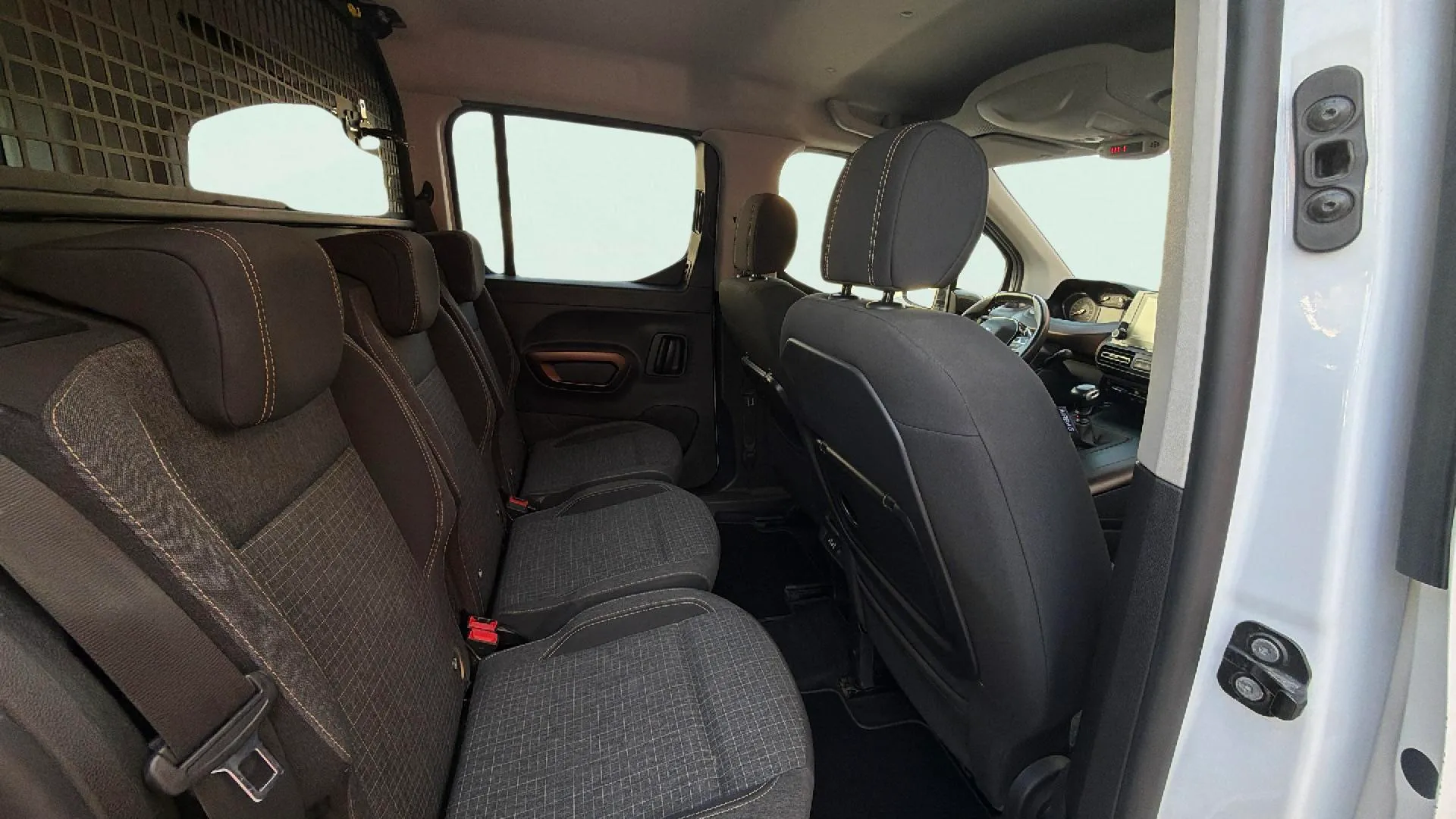 Peugeot Rifter Allure Business Std. BlueHDi 100 - foto 13