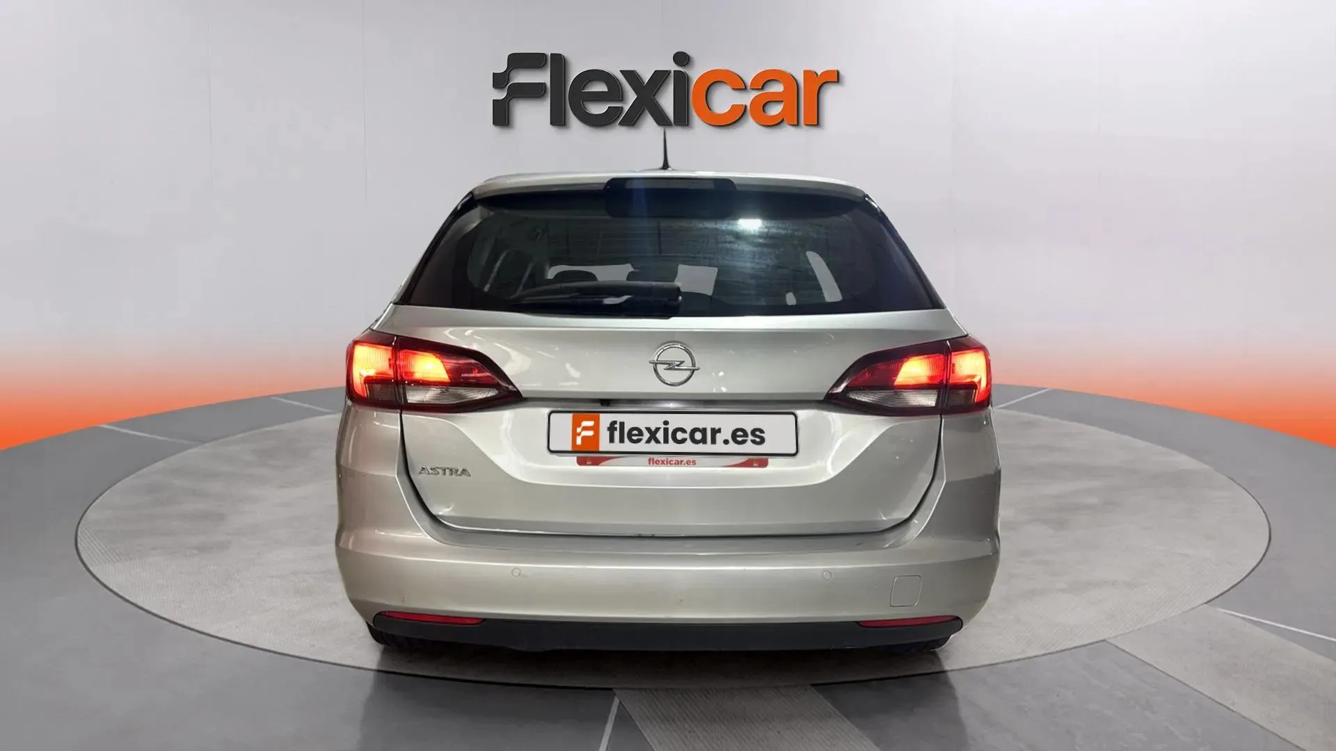 Opel Astra 1.2T SHT Business Elegan ST - foto 6