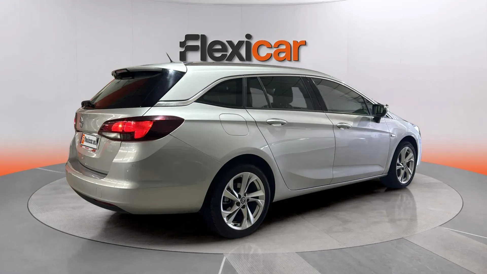 Opel Astra 1.2T SHT Business Elegan ST - foto 7