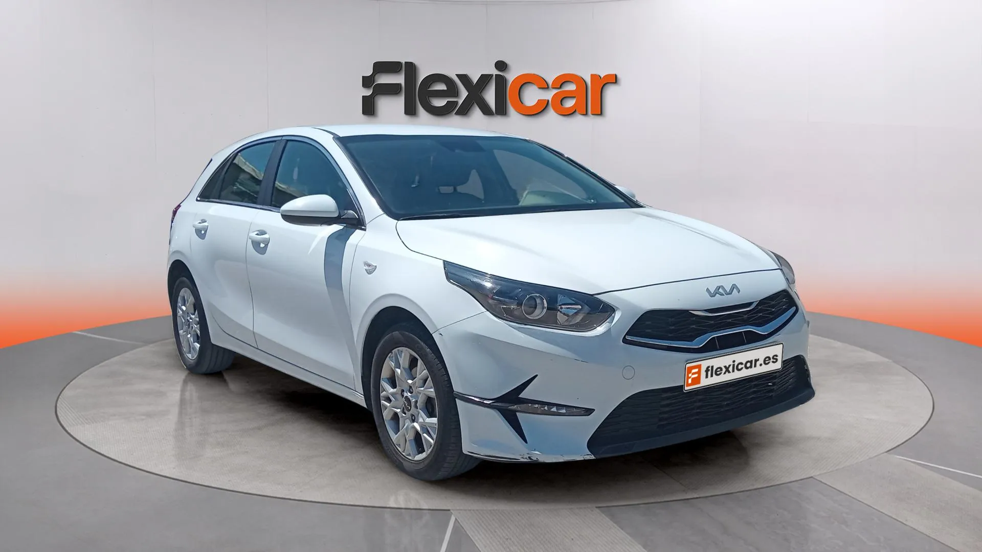Kia Ceed 1.6 MHEV iMT Drive - foto 2