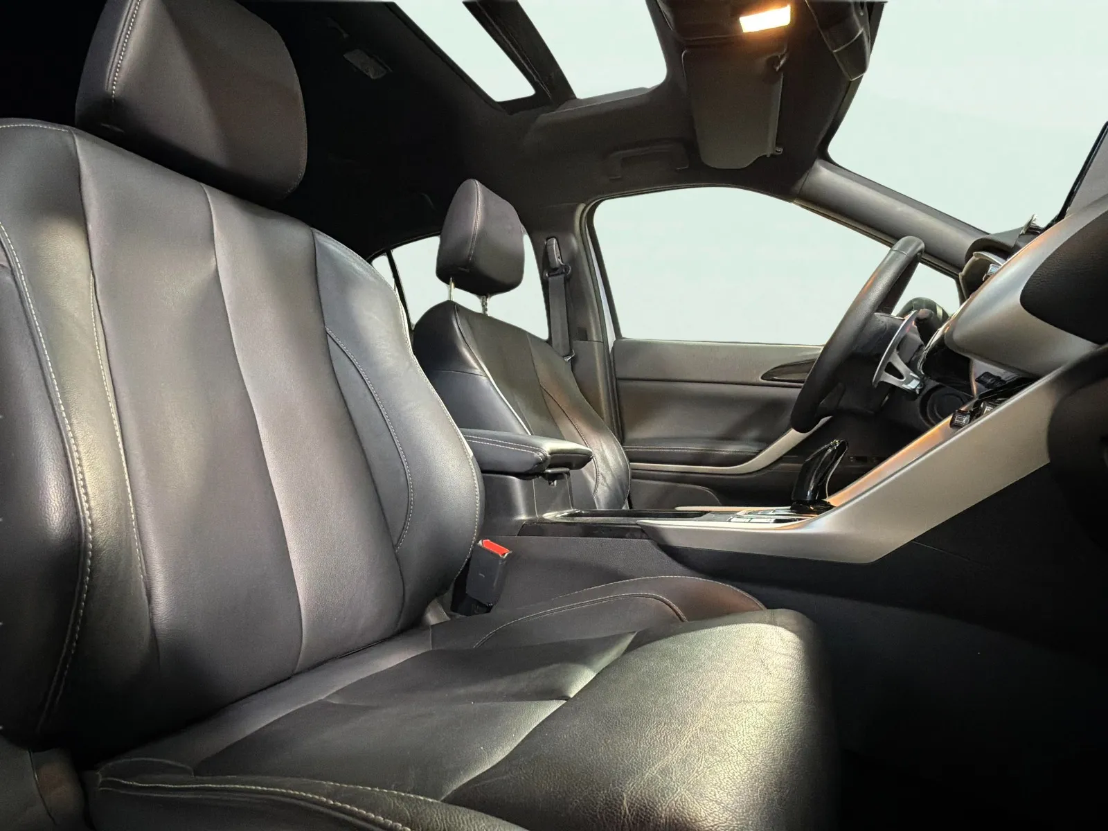 Mitsubishi Eclipse Cross PHEV Kaiteki 4WD - foto 19