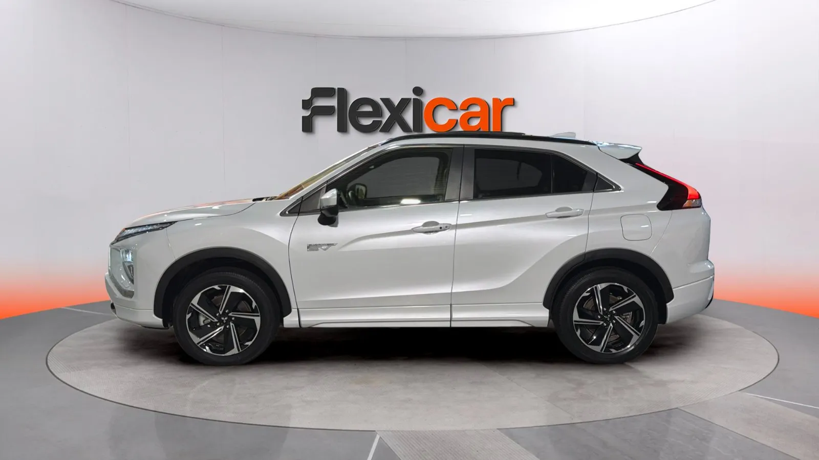 Mitsubishi Eclipse Cross PHEV Kaiteki 4WD - foto 5