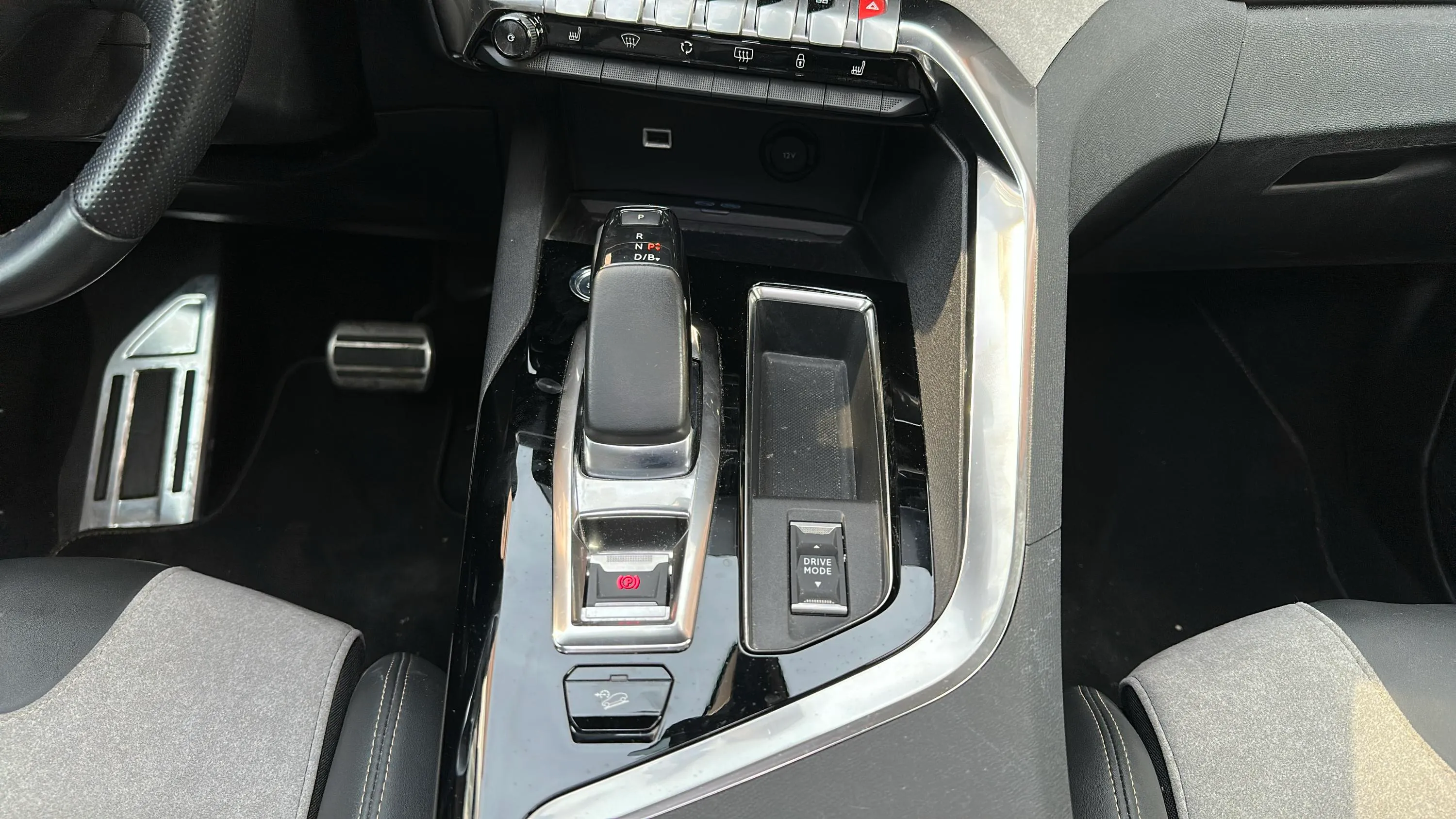 Peugeot 3008 300 e-EAT8 GT Pack - foto 17