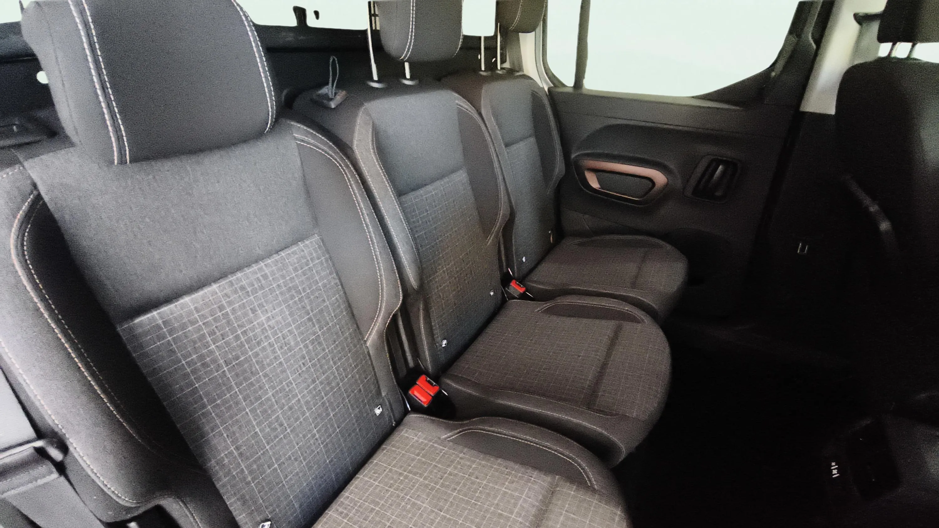 Peugeot Rifter GT Standard BlueHDi - foto 8