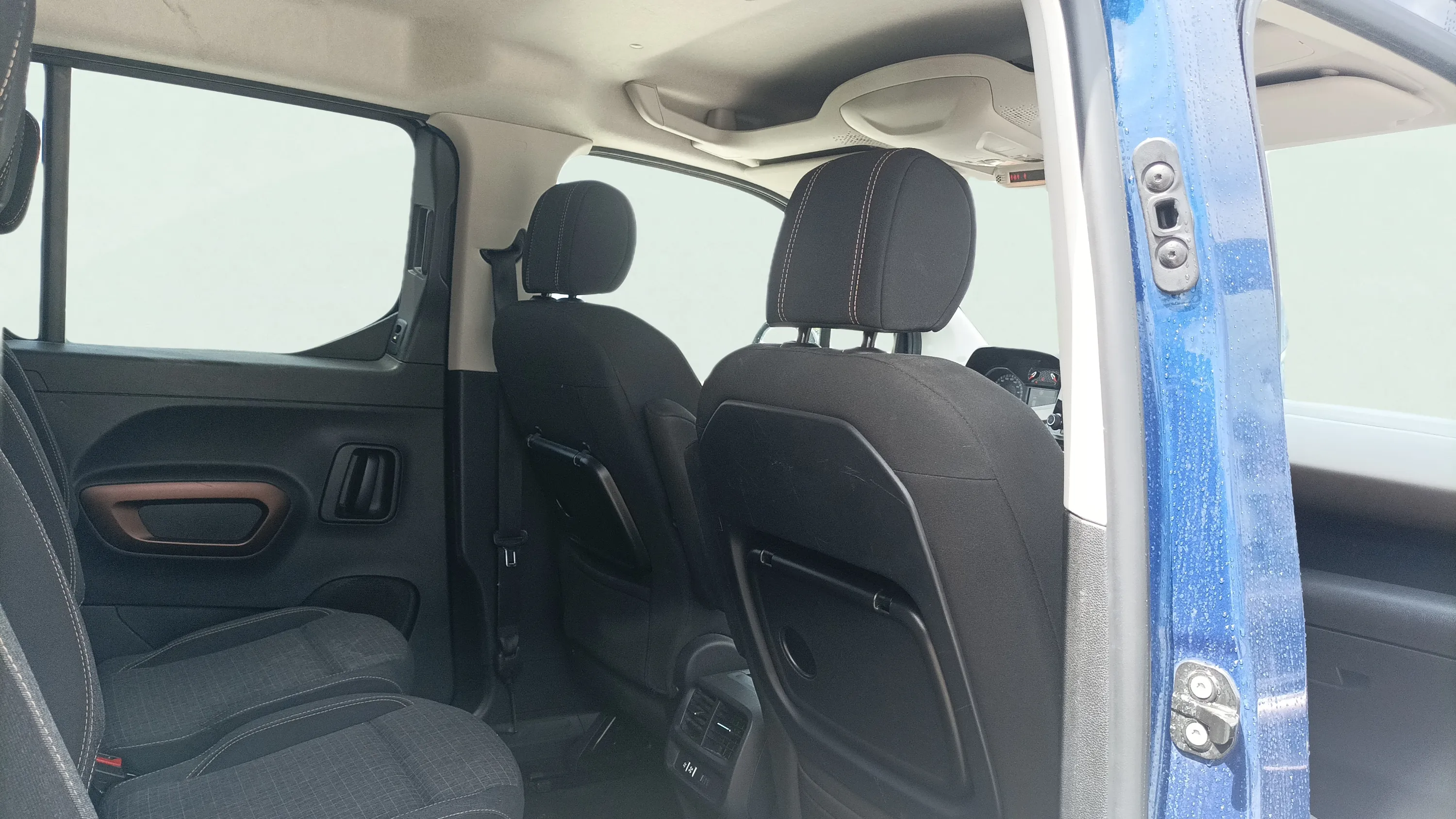 Peugeot Rifter Diesel - foto 18