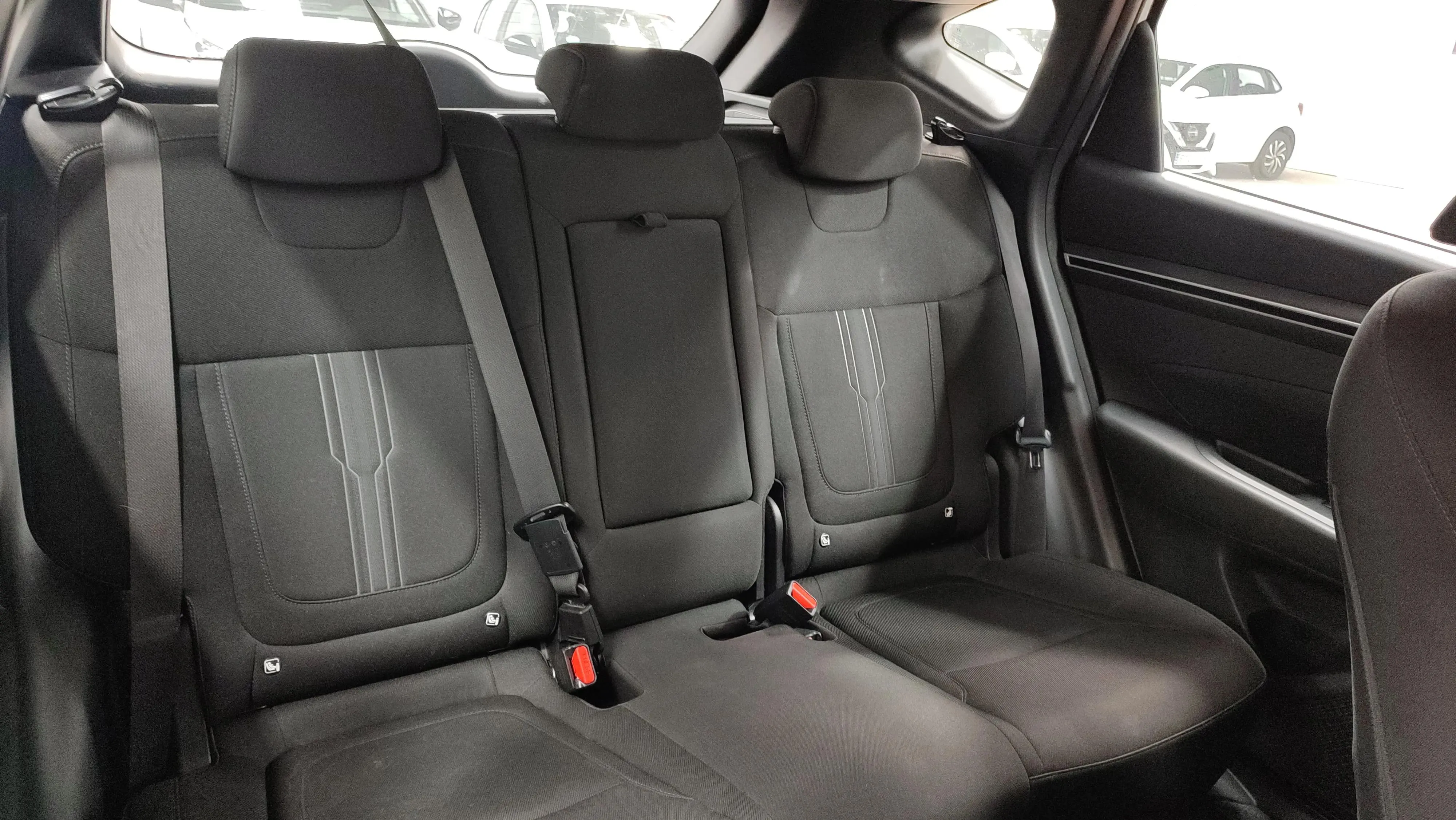 Hyundai Tucson 1.6 T-GDi Maxx - foto 17