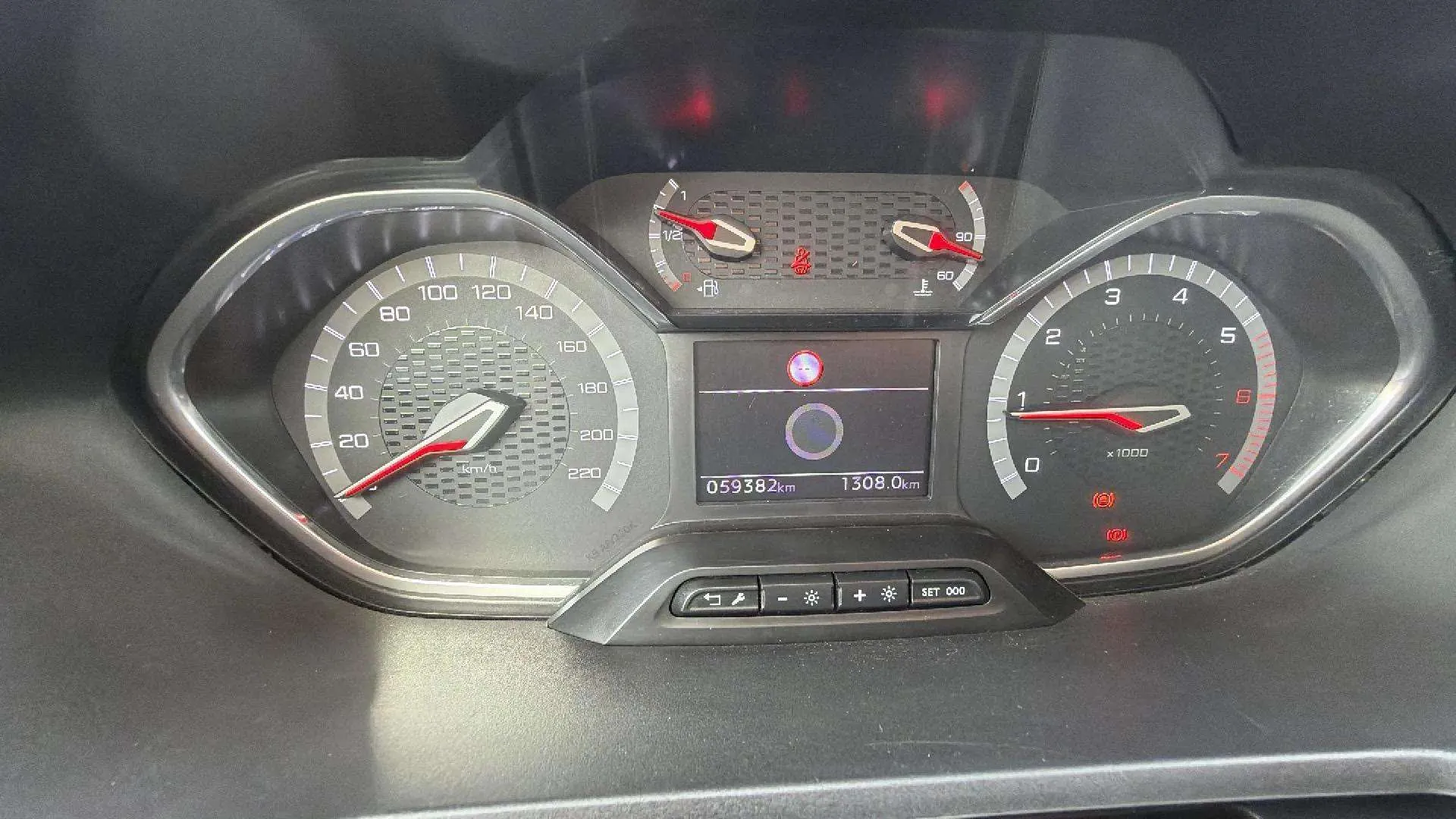 Peugeot Rifter GT Business Stand. BlueHDi 130 EAT8 - foto 19