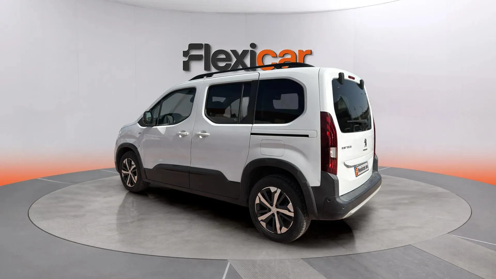 Peugeot Rifter GT Business Stand. BlueHDi 130 EAT8 - foto 10
