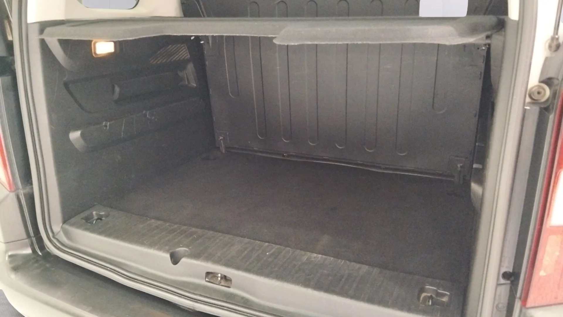 Peugeot Rifter GT Business Stand. BlueHDi 100 - foto 10
