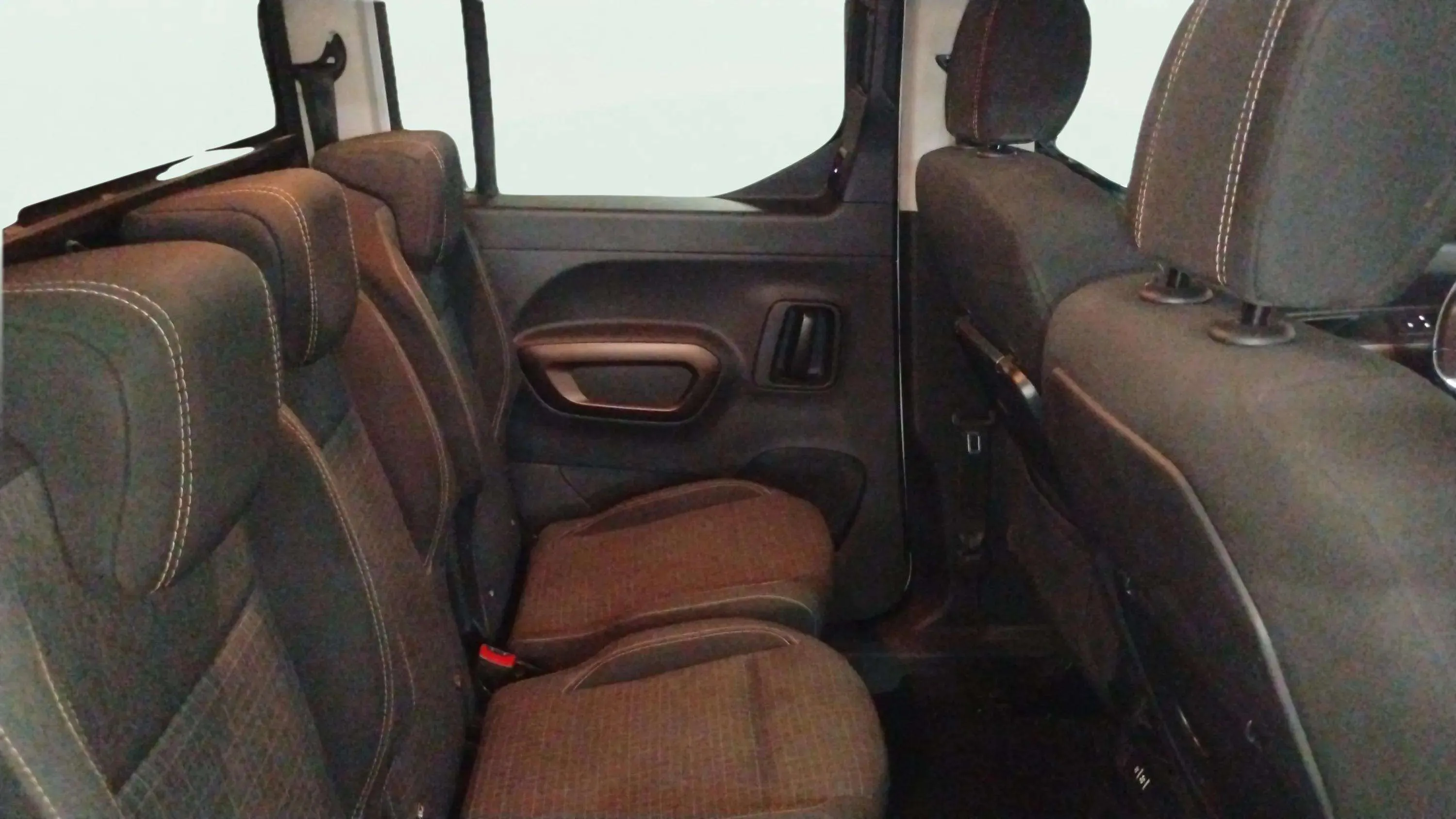 Peugeot Rifter Active Pack Busin. Standard BlueHDi - foto 15