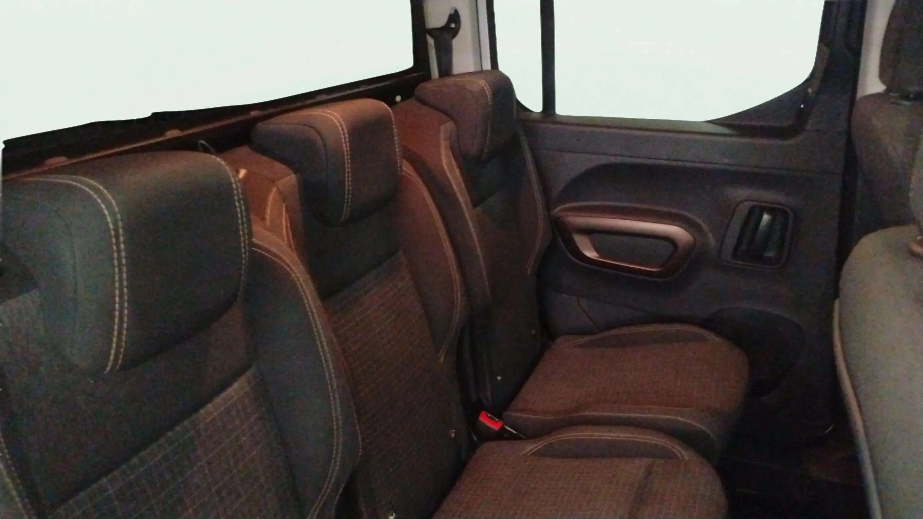Peugeot Rifter Active Pack Busin. Standard BlueHDi - foto 16