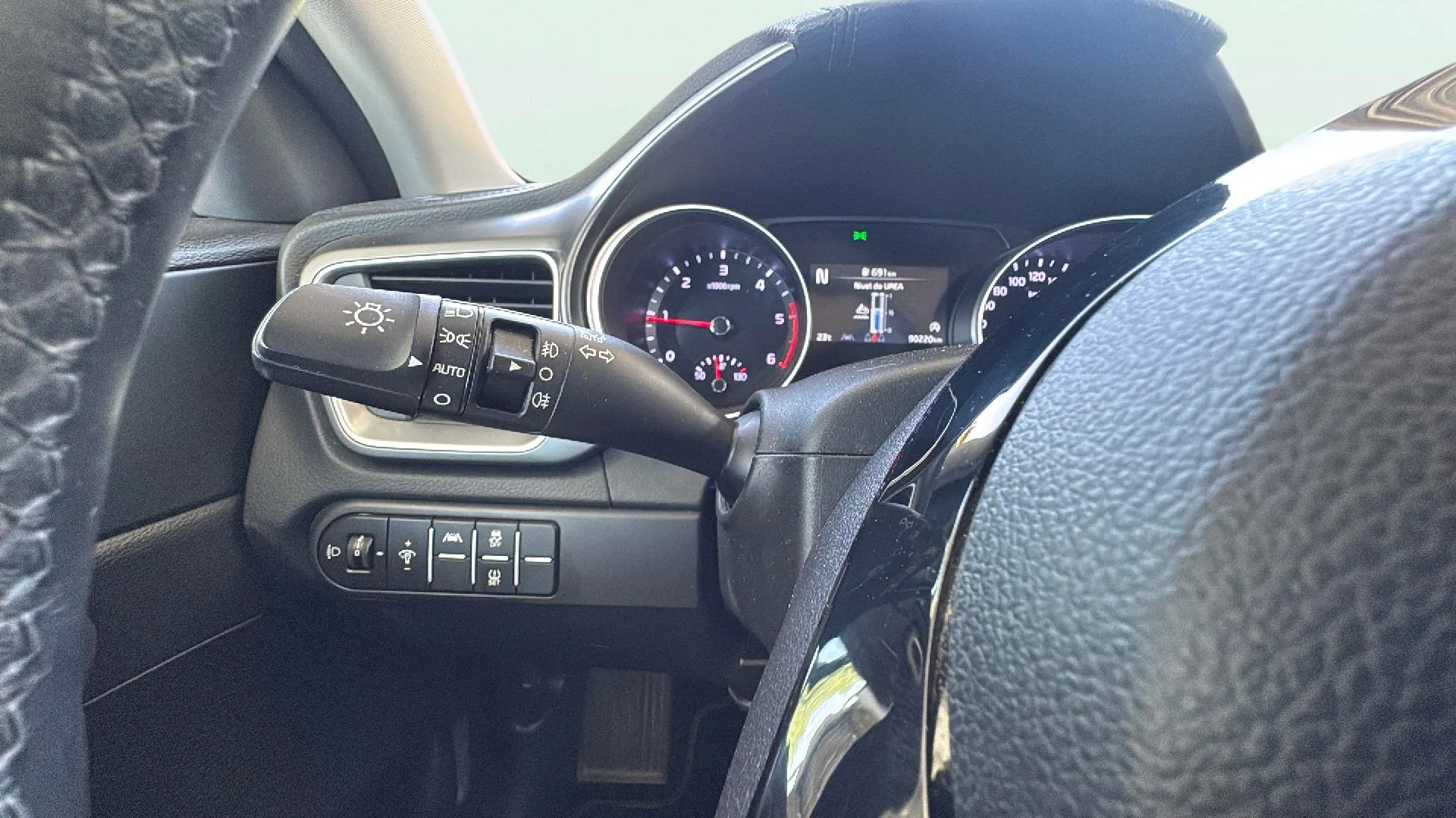 Kia Ceed 1.6 MHEV iMT Drive - foto 14