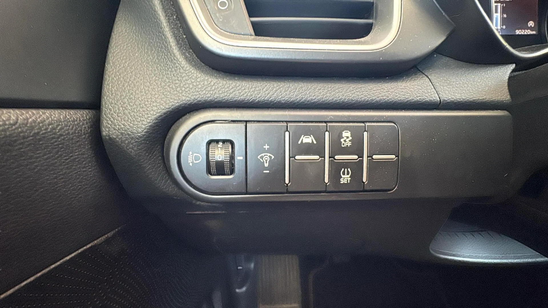 Kia Ceed 1.6 MHEV iMT Drive - foto 15